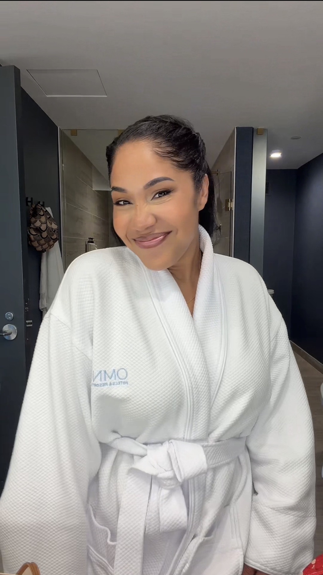 Turning my daytime glam into my LTKCon night look without washing my whole face and starting over because absolutely not😂

Tried a half-up, half-down style I found on Pinterest, somehow pulled that off too, and then did what may genuinely be the best makeup I've ever done on myself. 

Like... I was looking in the mirror thinking, should I do my own wedding makeup??😭

Anyway, this newfound confidence has me attempting an infinity bun next, so clearly I need to be stopped.