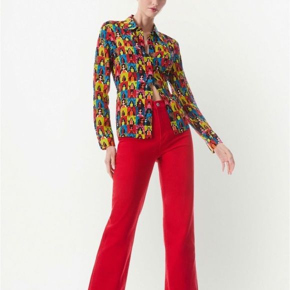 Alice + Olivia Women's Red Silk Willa Stace Face Button-Up Shirt Size Xl Multi | Poshmark