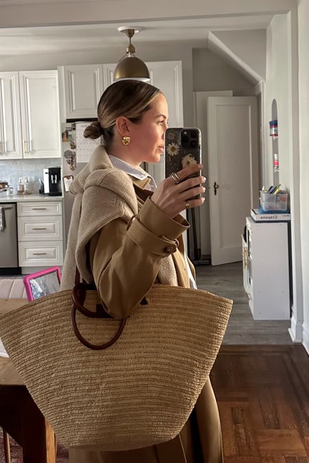 Sizing: 
Trench: wearing a size 8. I always size up in Sezane 1-2 sizes. I normally wear a US size 6. 

The basket bag is gorgeous quality!! 

For anything Jenni Kayne - use code Helena15 for 15% off. 