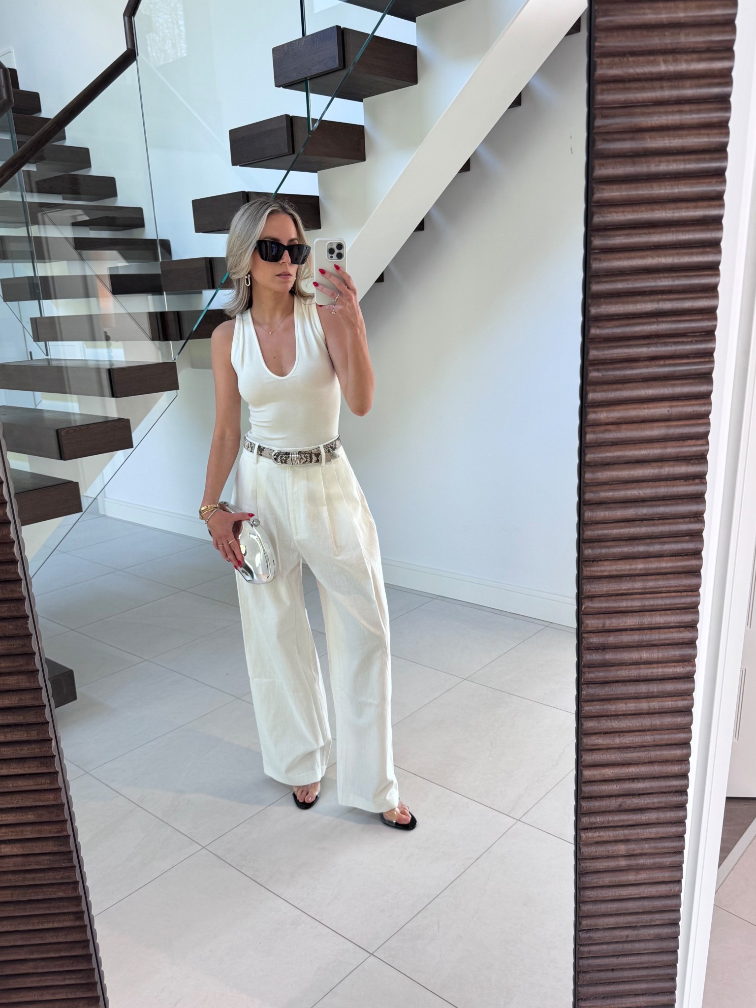 Classic white Summer trousers and fitted body- wearing XXS (UK6) in trousers and S in body

#LTKeurope #LTKsummer #LTKtravel