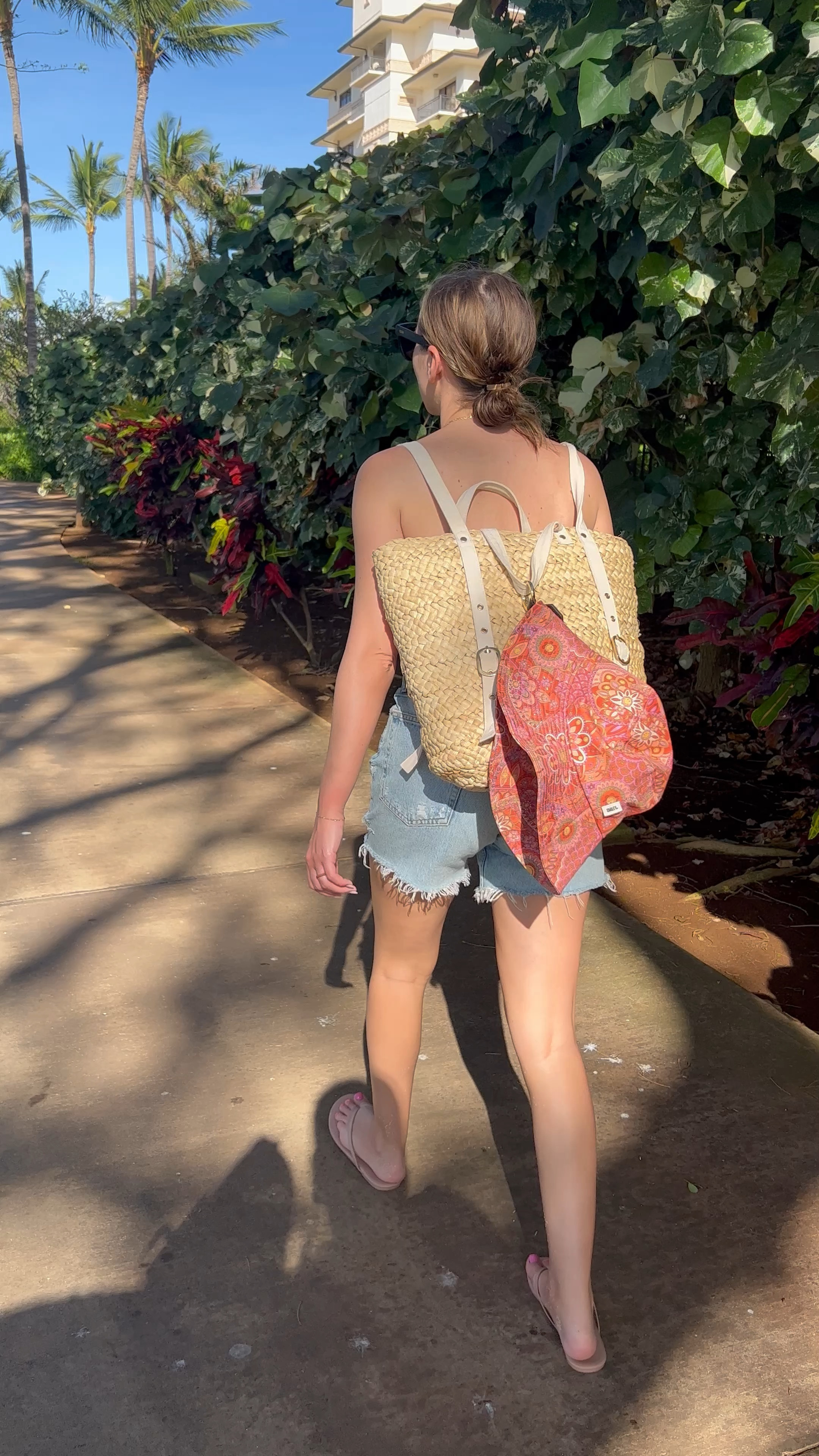 The best beach bag! Functions as a bag or backpack! Holds a ton and love the ease of carrying it! I added a magnetic hat clip so I can clip my hat and not worry about it blowing away!

#LTKSeasonal #LTKswim