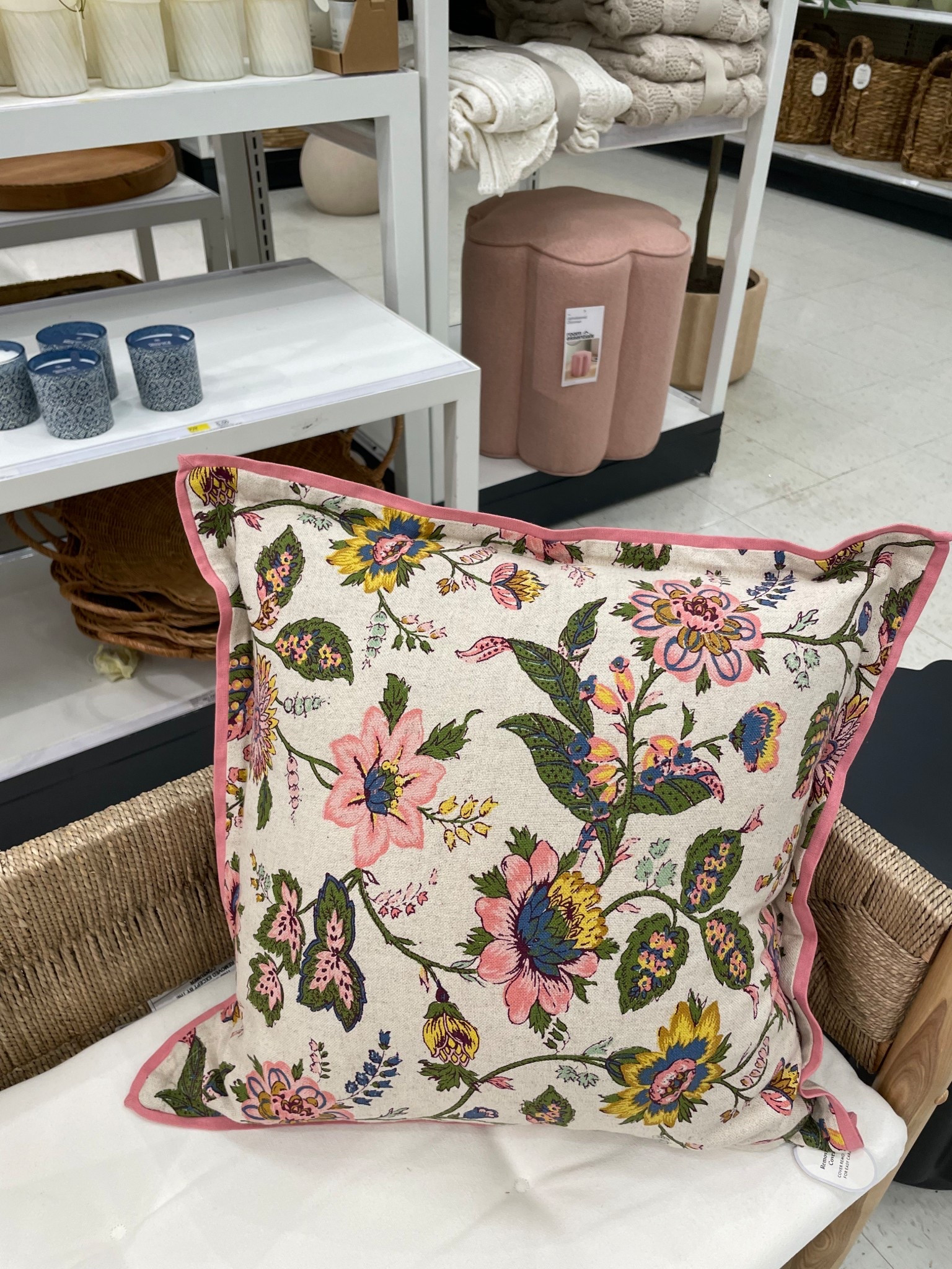 Time to refresh spring is here 

#LTKHome