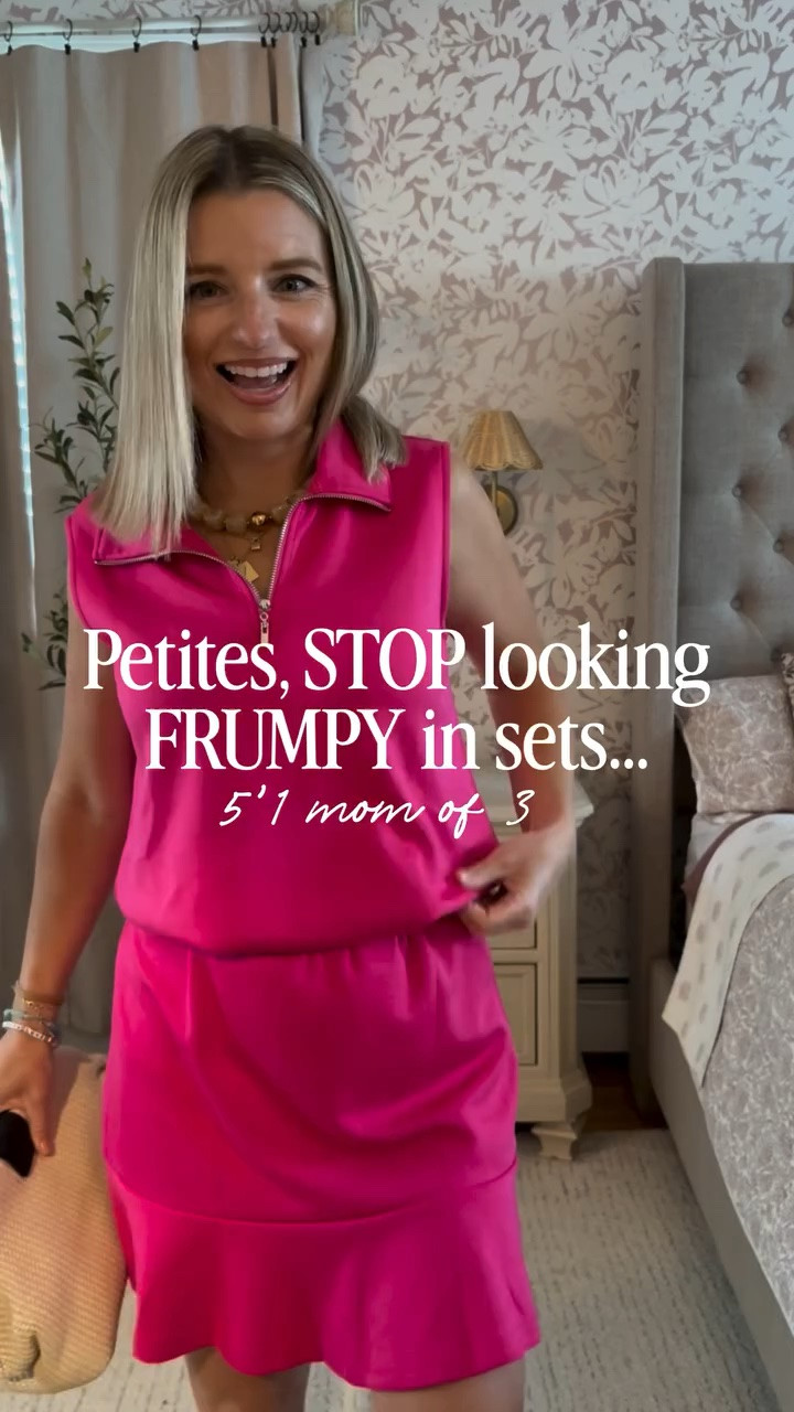 Comment PETITE for a 🔗 to everything! 💕 

#petitestyle #petitetips #petitesets #twopiecesets #loungewear travel travelinspo traveloutfits ootd outfitinspo comfy cozy monochromatic trendy viral