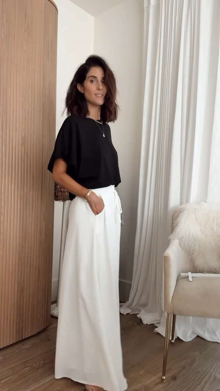 Soo good I bought two! I’m just shy of 5-7” wearing the size small tee and pants!
#stylinbyaylin #aylin 

 #LTKgrwm #LTKootd #LTKSeasonal