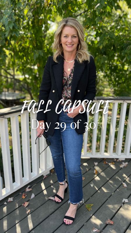 🍂Fall Capsule Styled Looks

Day 29!  Ever wonder how to style jeans and a blazer for work!  This is a perfect example of how to do that.  And love the pops of color that the floral blouse brings behind the black blazer 🖤🖤.  

#LTKworkwear #LTKSeasonal #LTKstyletip