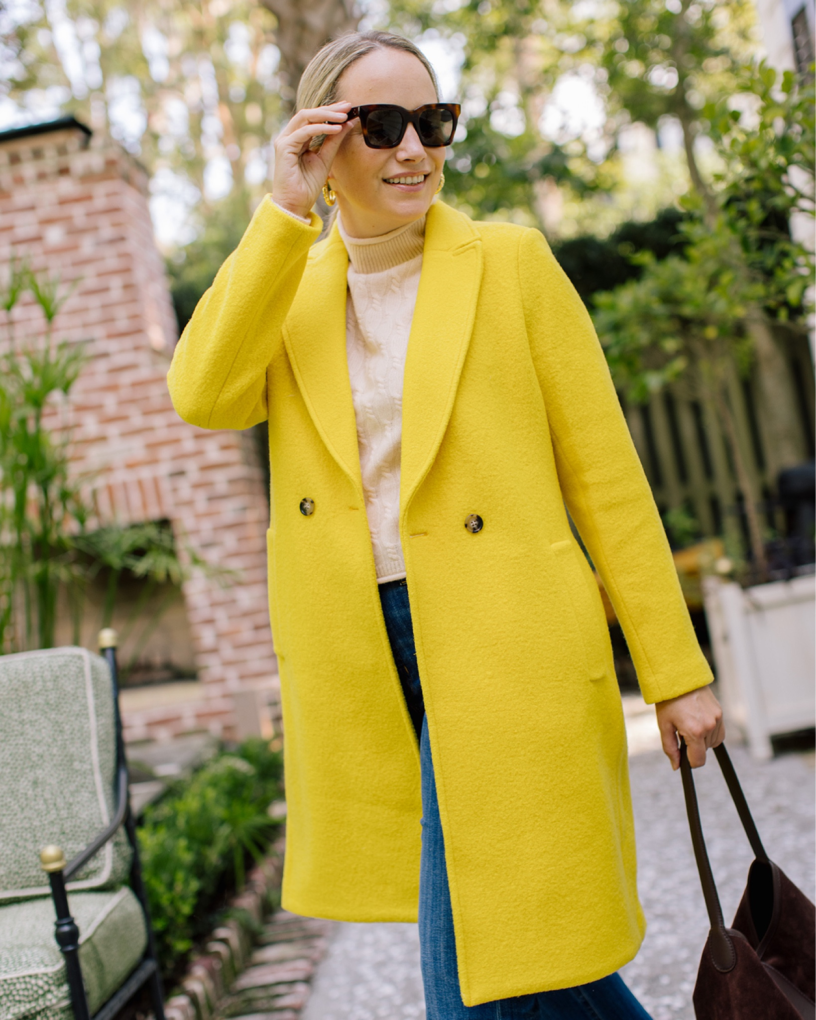 The best, happiest yellow coat from J. Crew ♥️. Comes in a slew of other great colors but I love the yellow. 