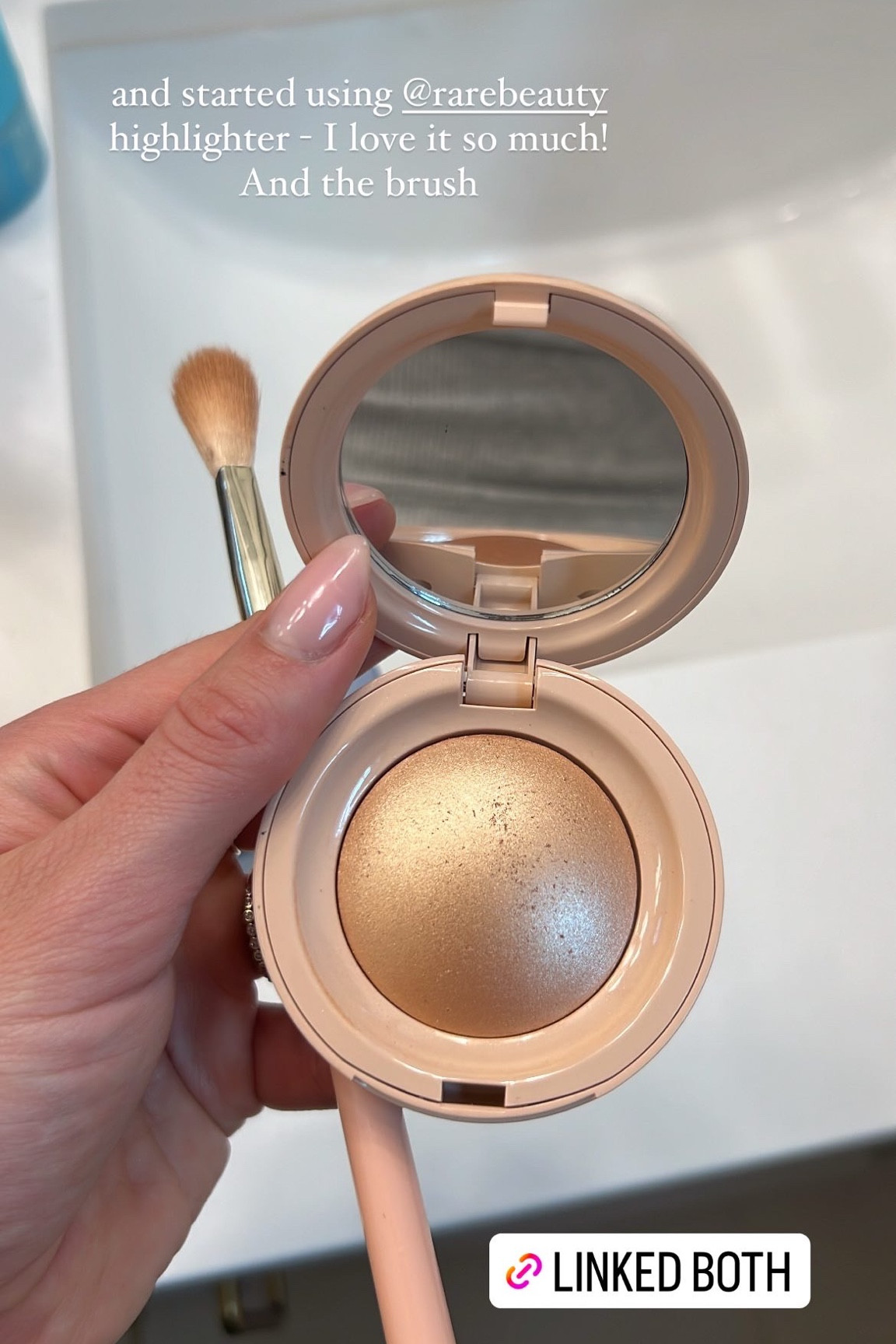 New highlighter from Rare Beauty (color, Rare Gold). Love it on my cheekbones. I also really like the highlighter brush they make with it 