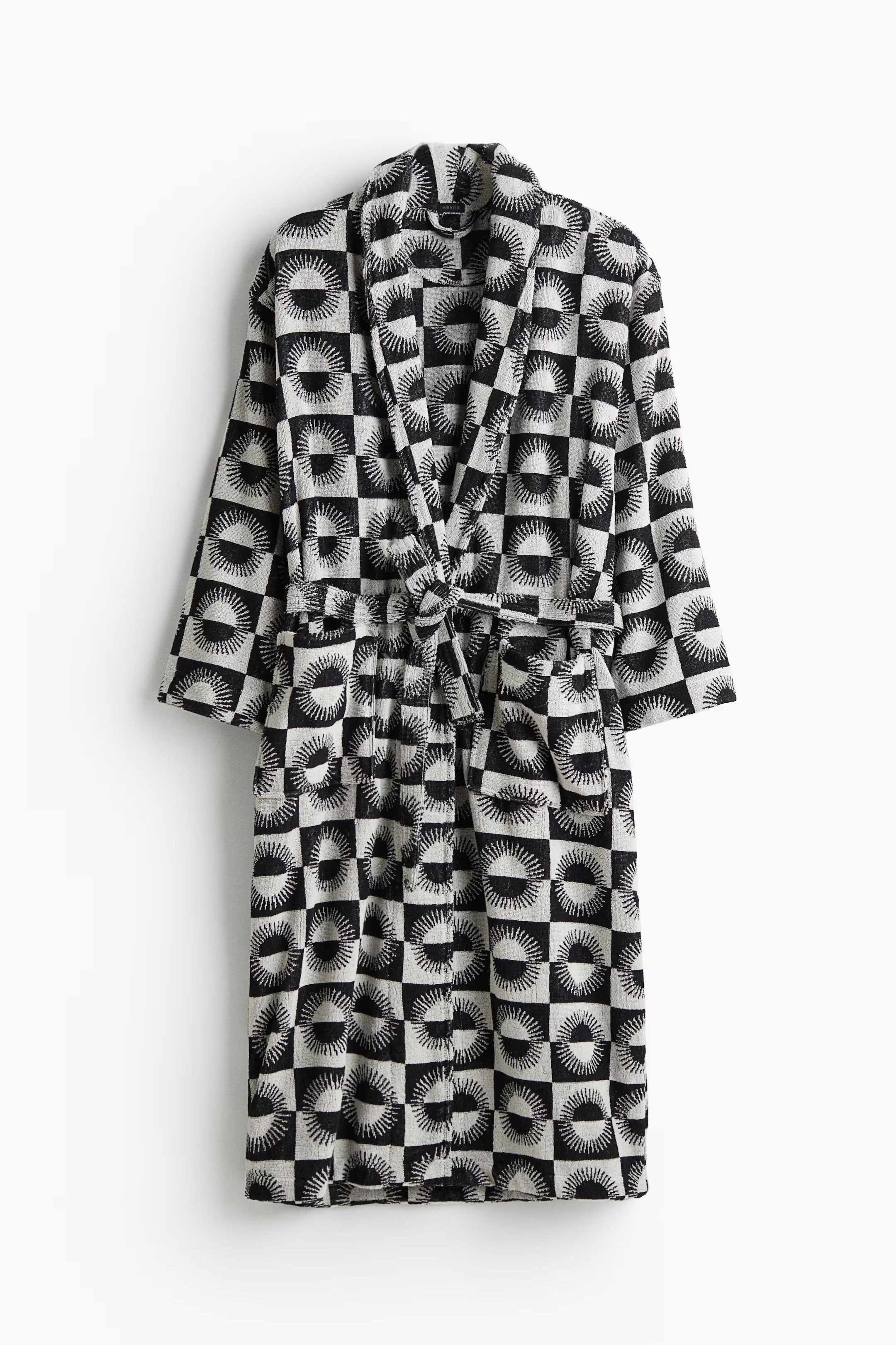 Patterned dressing gown | H&M (UK, MY, IN, SG, PH, TW, HK)