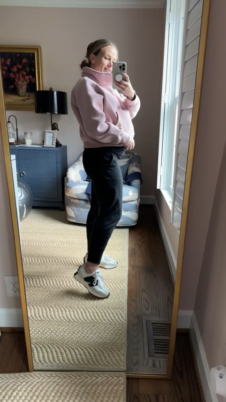 These are the BEST joggers ever! They are working for my 38 week baby bump, but they are not real maternity. The material sits under my bump so comfortably, and i can tell the material isn’t stretching out, so I’ll be able to keep wearing them after the baby comes! I have an XS petite! 

#LTKbump #LTKshoecrush #LTKSeasonal