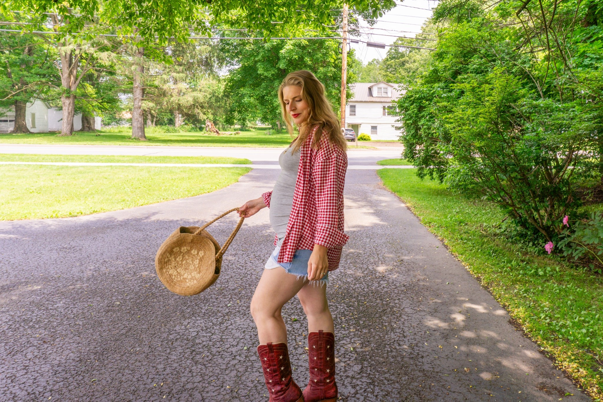Maternity, summer fashion, gingham, linen shirt, gingham shirt, basket bag, Americana, maternity shorts 

#LTKShoeCrush #LTKBump #LTKSeasonal