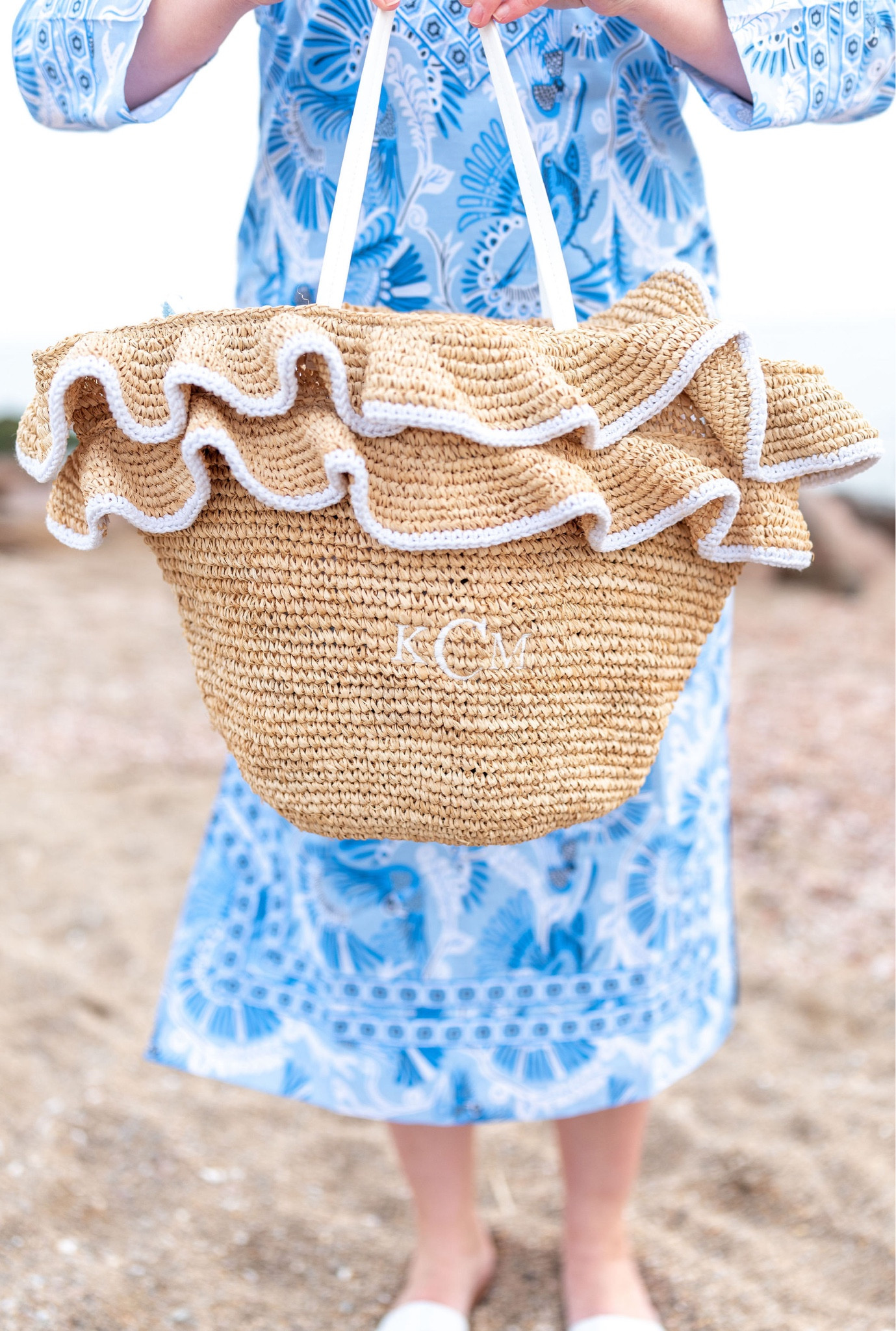 Ruffle beach bag comes in more colors 

#LTKtravel #LTKswim #LTKitbag