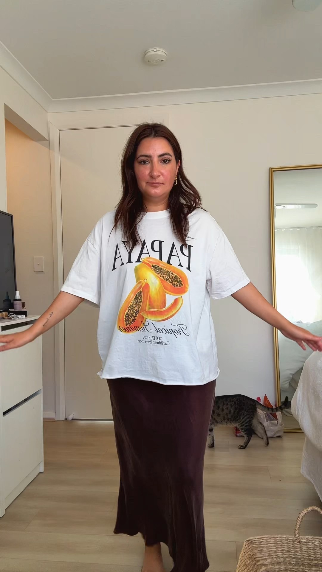 Tee is from Kmart (linked in Benable) bag is Louenhide ❤️