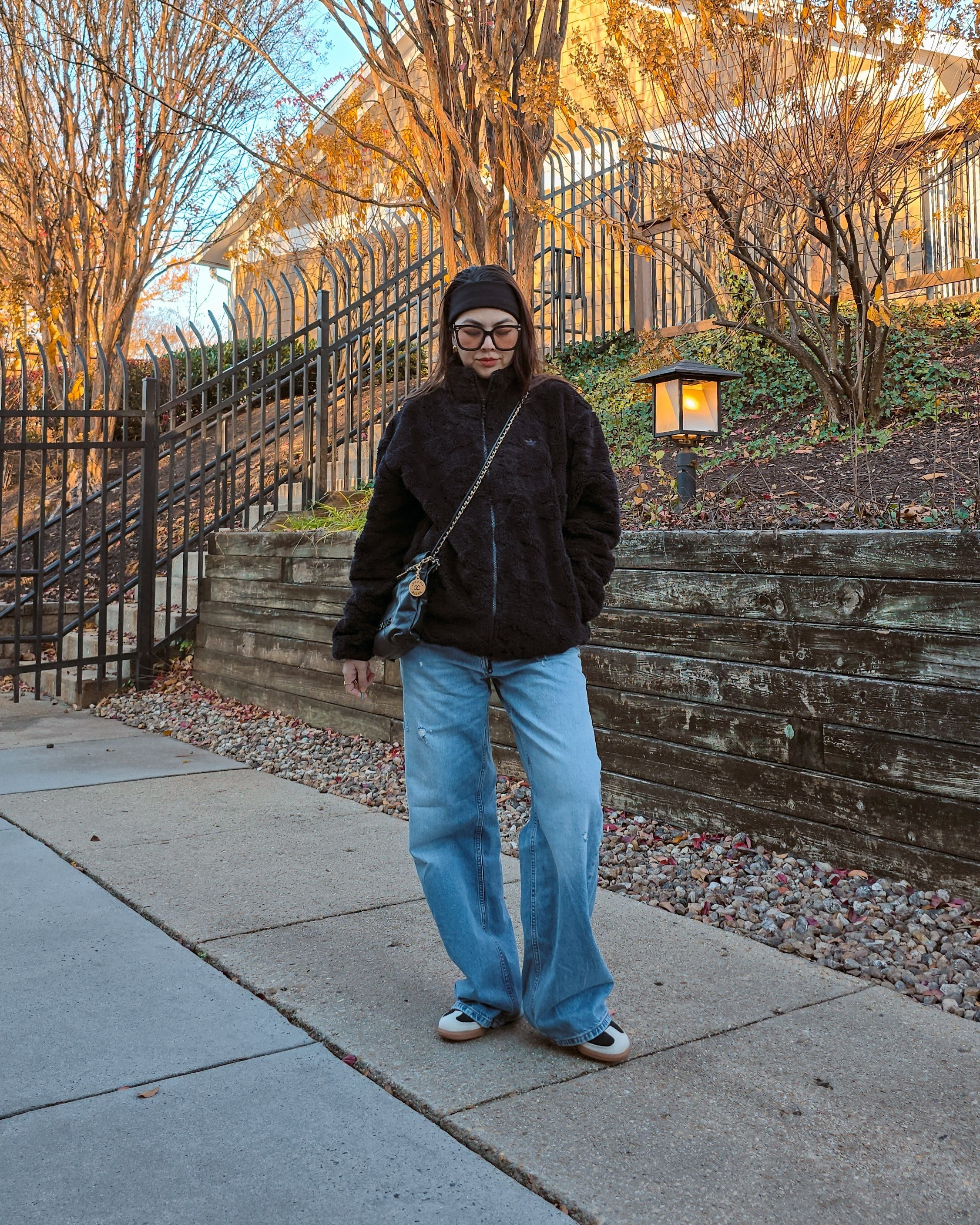 Sporty chic#ltkootd #ltkwinter 

#LTKActive #LTKSeasonal #LTKWatchNow