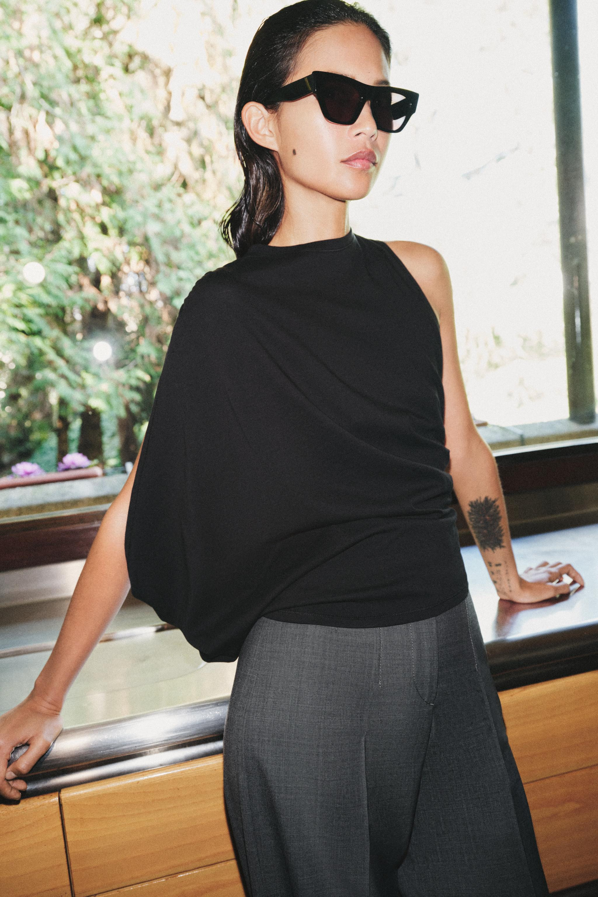 DRAPED ASYMMETRIC TOP | Zara US