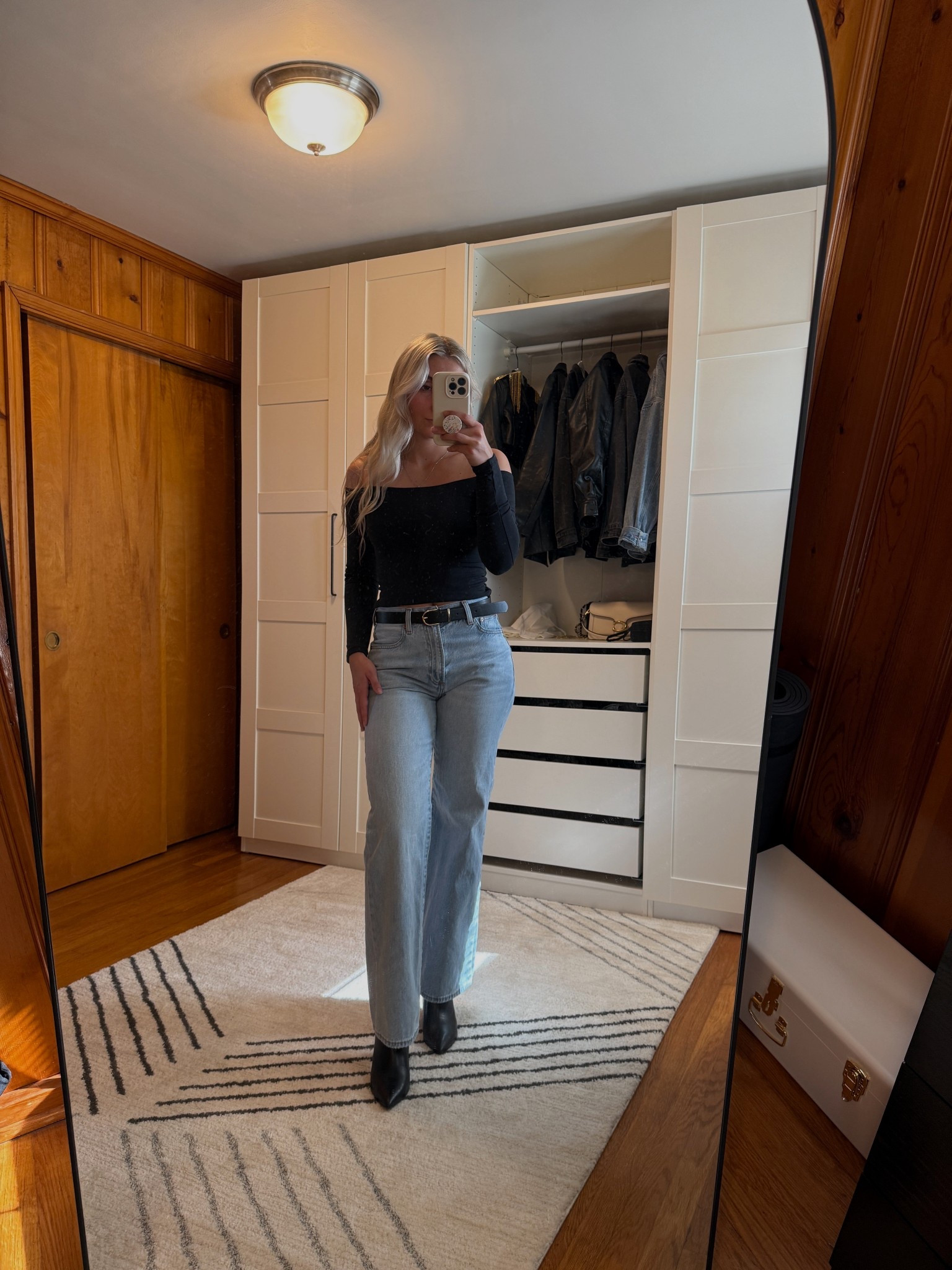 Fall fashion, fall outfit, fall outfit, pumpkin patch outfit, fall date, trendy outfit, fall 2025, minimalist, outfit inspo, skort outfit, bomber jacket, sweater outfit 