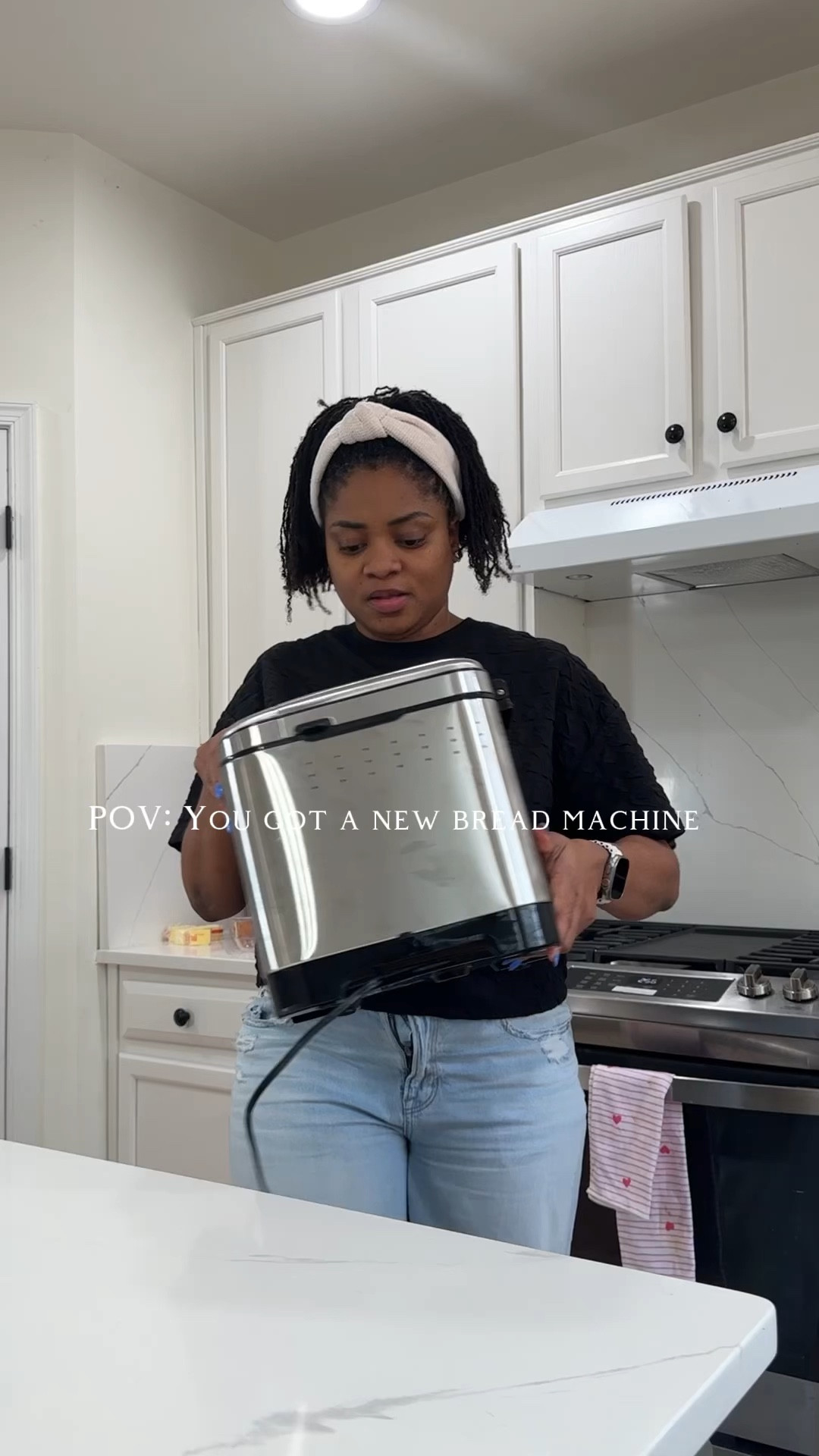 Making bread just got easy!! This bread machine will knead and even bake your bread + it comes with a little bread recipe book
#homemadebread #breadmachine #bakingessentials #kitchenessentials 
