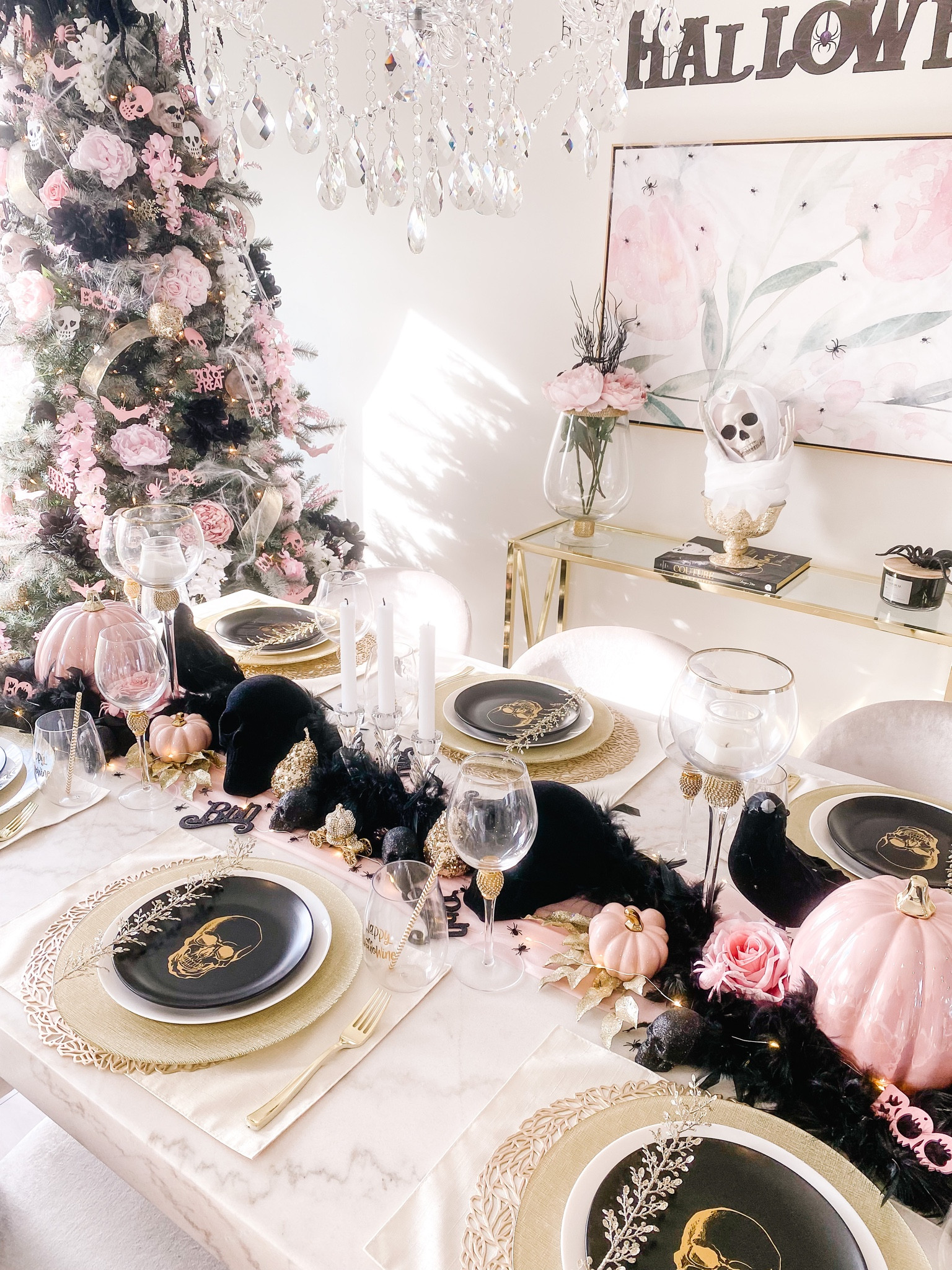 Last year’s Halloween tree and tablescape. Sharing this year’s decor on my IG this week @kaydeeluxedecor! 🍽🕯🌸💀🖤

#LTKSeasonal #LTKhome #LTKHalloween