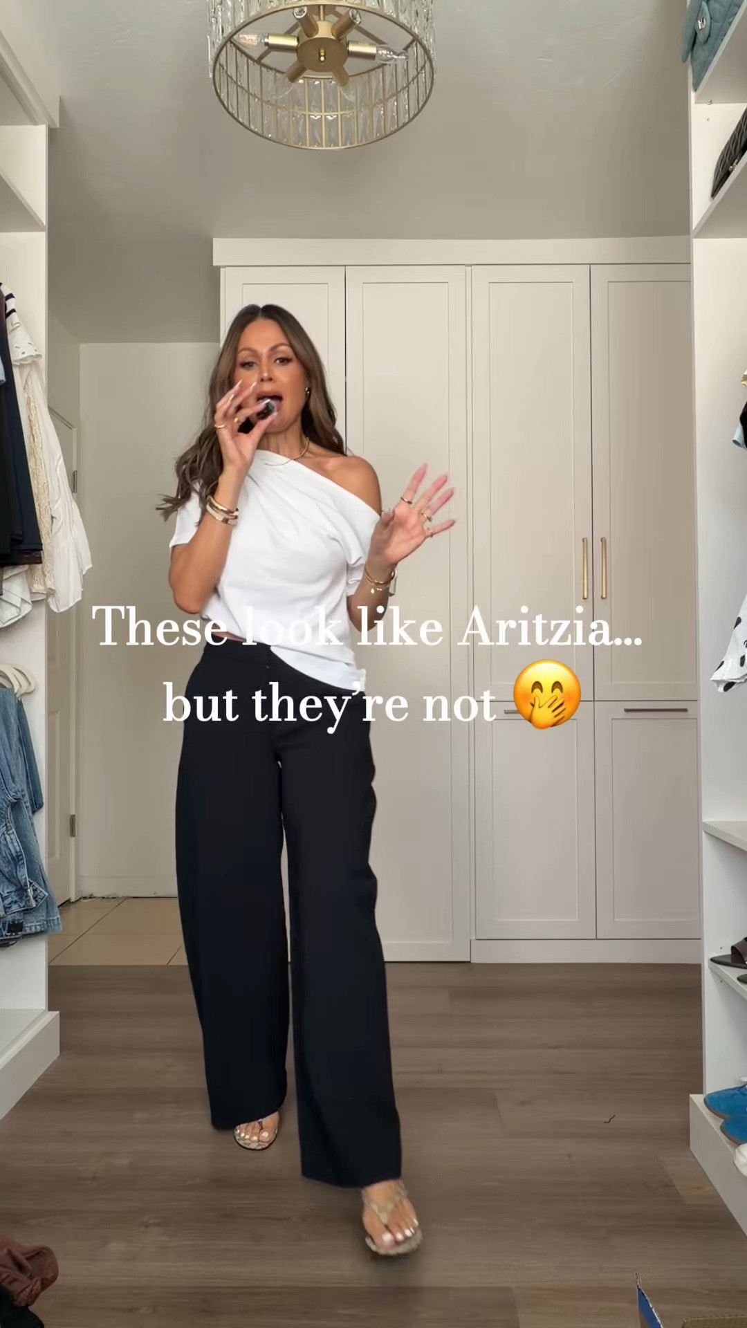 These look like Aritzia….. but they’re not 🤭🤭 I COULD NOT TELL THE DIFFERENCE!!! Wearing XS in tee /2 in barrel trousers

#LTKootd #LTKU #LTKstorytime