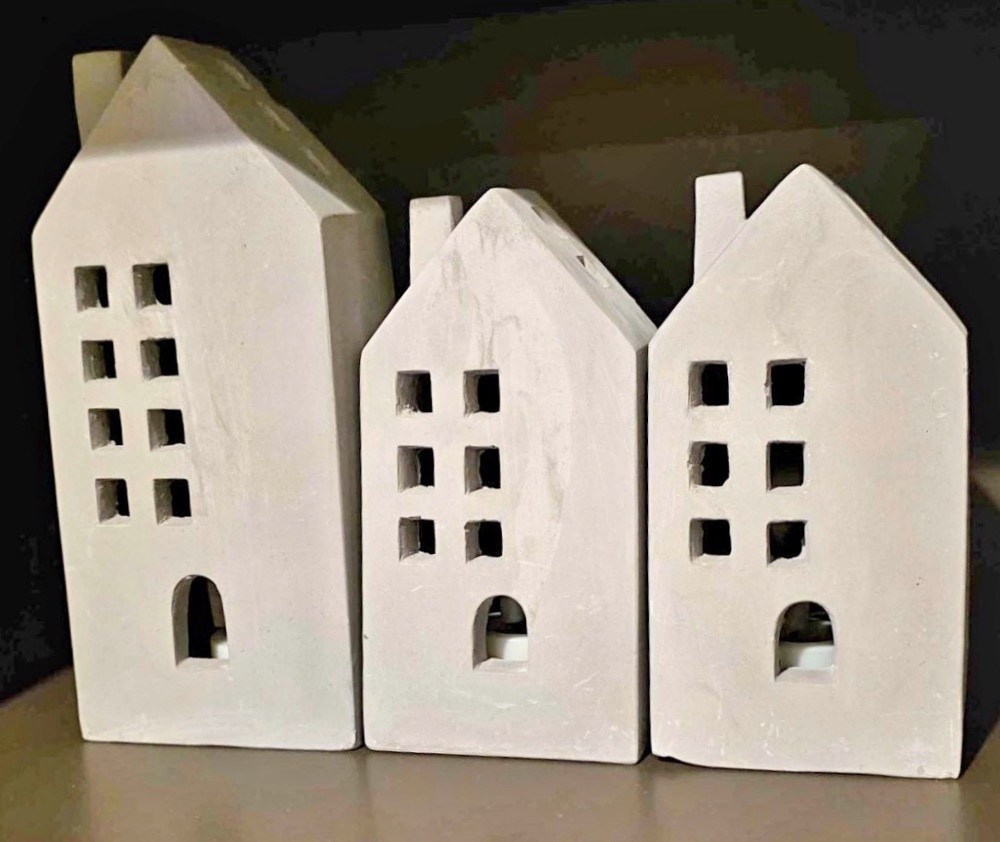 Beautiful light up houses 

#LTKHome #LTKSeasonal #LTKHoliday