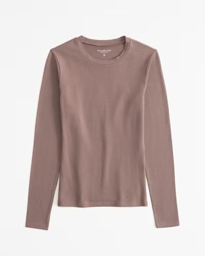 Essential Long-Sleeve Cotton Seamless Fabric Tuckable Tee | Abercrombie & Fitch (US)