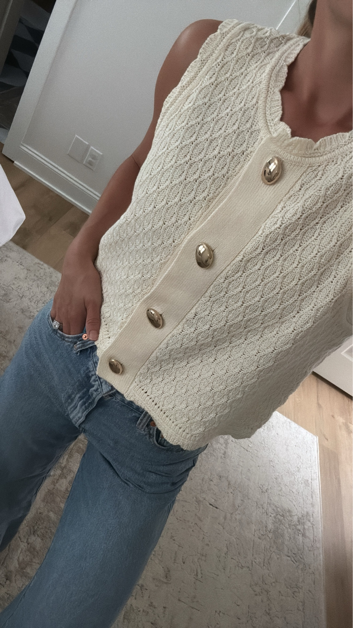 Sweater vest 

#LTKFindsUnder50 #LTKSeasonal