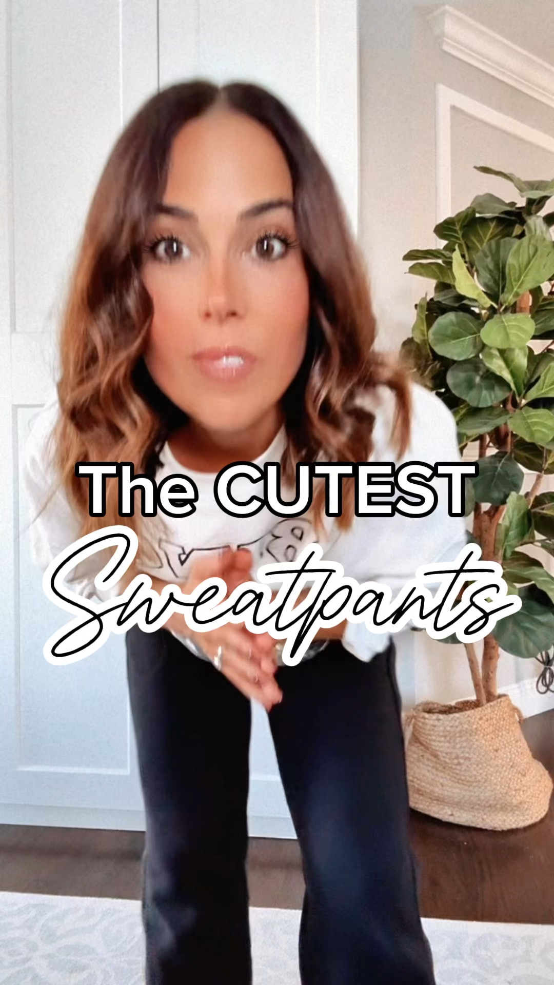 I LOVE these barrel leg sweatpants! Sooo cute and comfy. You can size down wearing an xs 

#LTKGiftGuide #LTKOver40 #LTKSeasonal