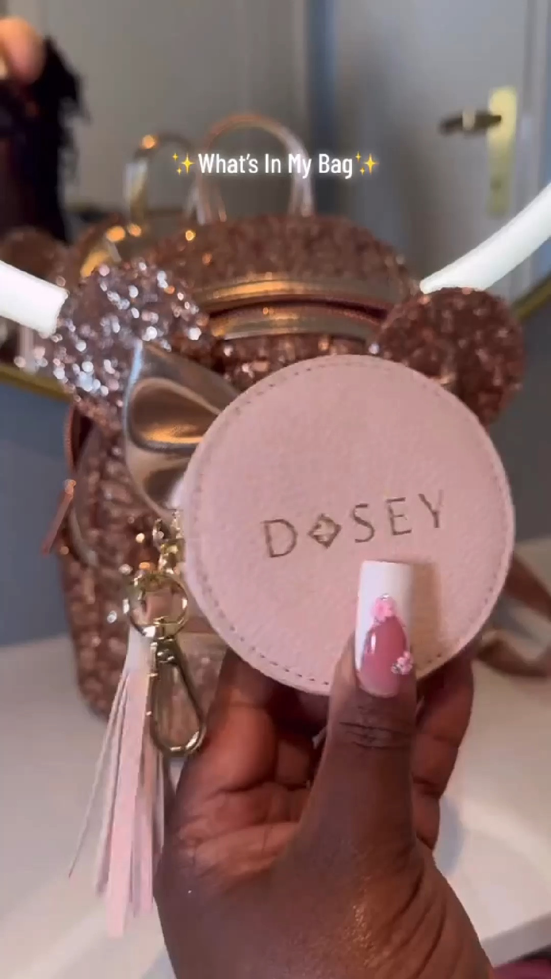 What’s in my bag?✨ Here’s what I’ve been carrying with me on vacation so far!

Follow for more @OPERATION_NIKI on IG, TikTok, & Facebook

sahm, purse essentials, mom bag, what’s in my bag, organized home, mom purse, mom must haves, cleaning tips, organization, summer bag

#LTKFindsUnder50 #LTKTravel #LTKBeauty