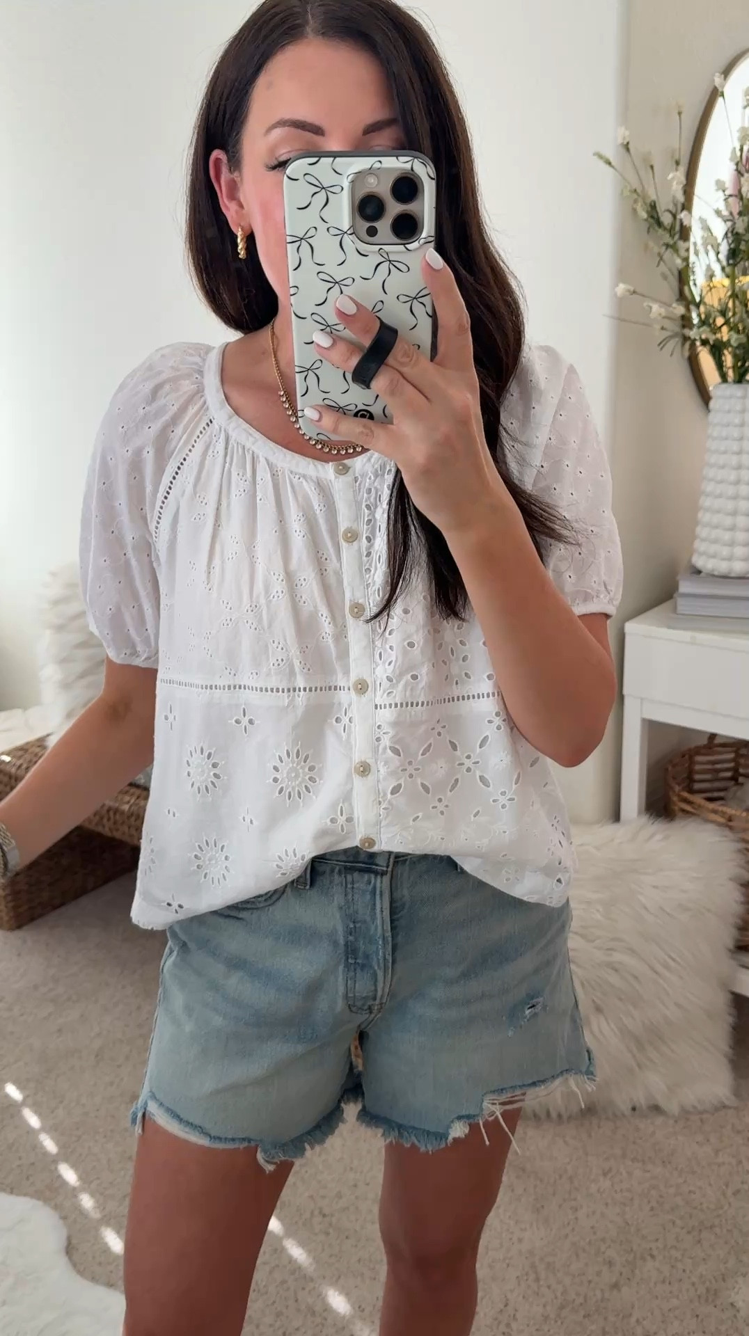 Kohls spring outfits😍
Eyelet blouse-medium
Target shorts-4 

#LTKStyleTip #LTKSeasonal #LTKFindsUnder50