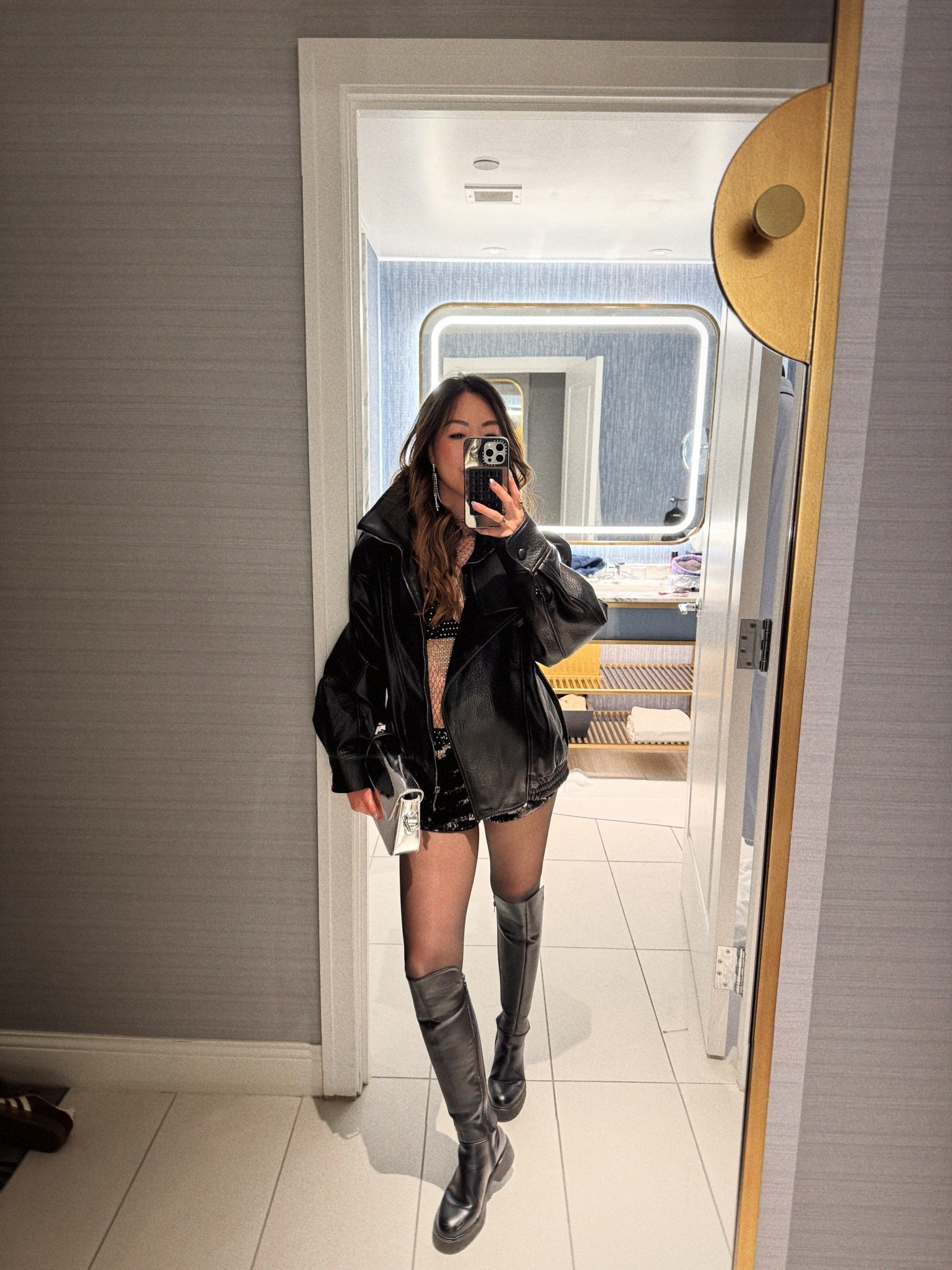 Shoes run true to size but if you’re in-between size up. 