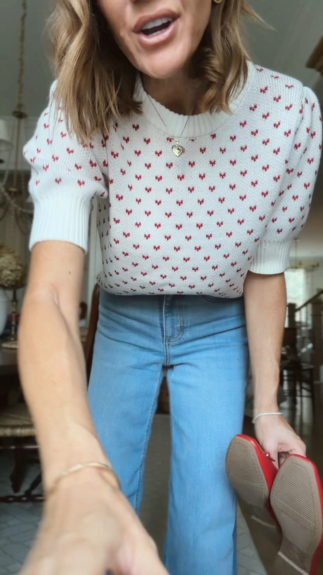 Small in sweater 
4 reg in jeans (I prefer to size up in this style) I am 5 7 for reference 
S in heart studded button down 
Xs in heart pocket button down 