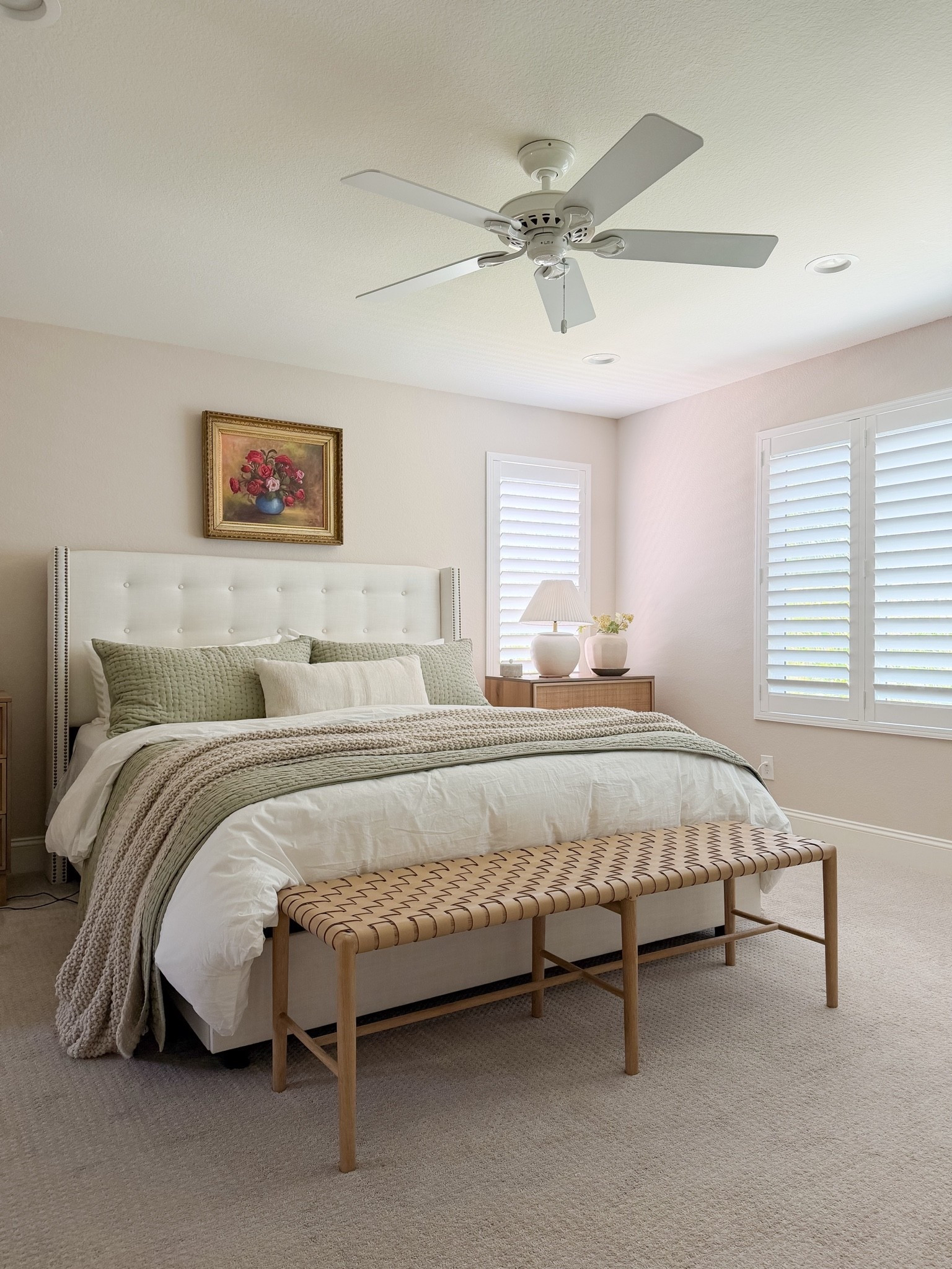 All our bedding (we love it all)! The chunky bed blanket is on major sale!

Quince bedding
Chunky knit bed blanket
Cotton quilt set
Organic percale sheet set

#LTKHome #LTKSaleAlert