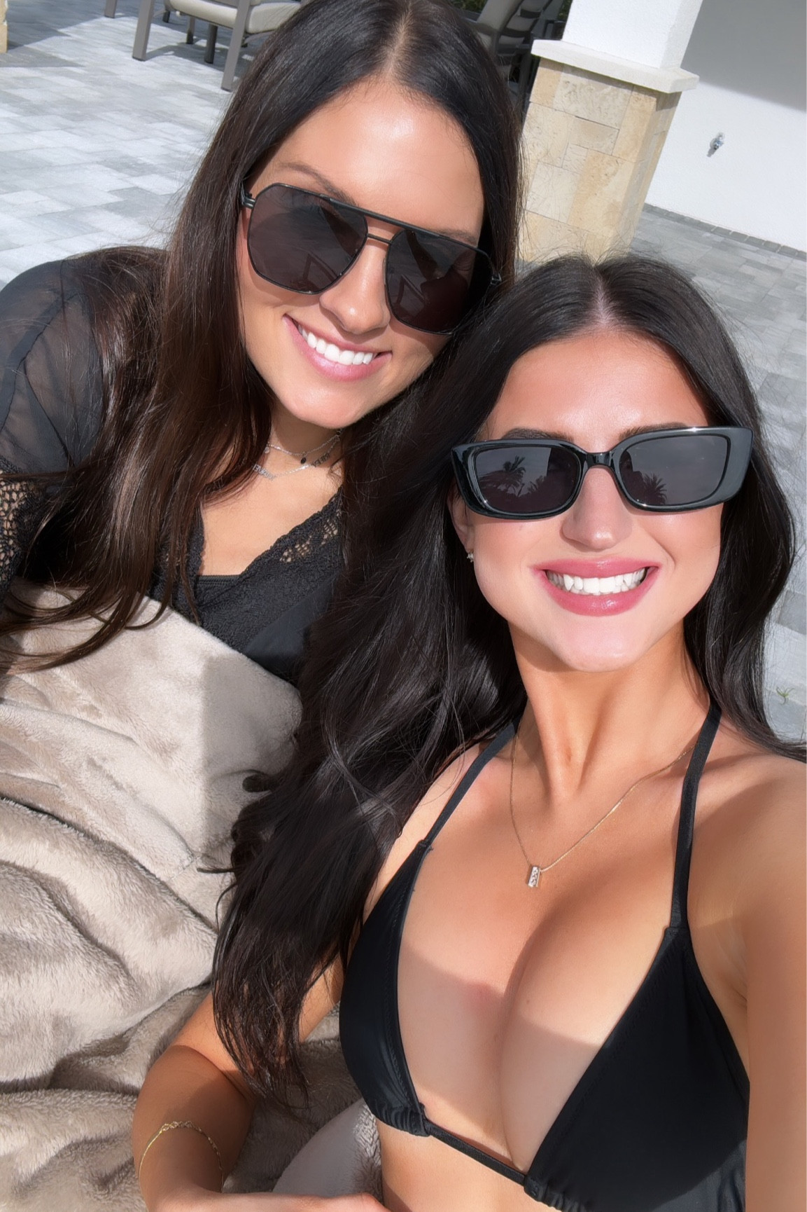 Sunnies

#LTKSeasonal #LTKHoliday #LTKGiftGuide