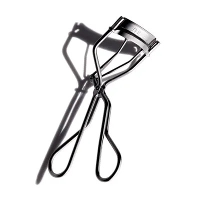Shiseido The Makeup Eyelash Curler at Nordstrom | Nordstrom