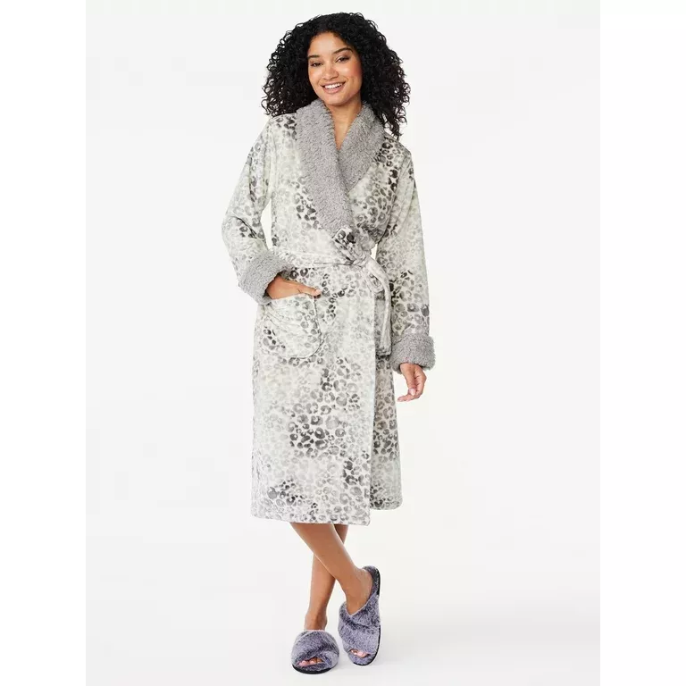 Joyspun Women's Plush Sleep Robe, Size S to 3X 