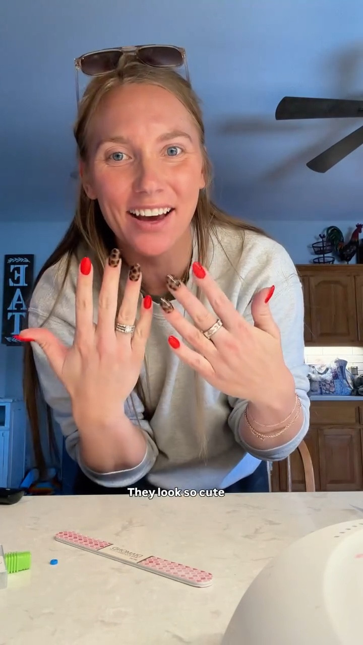 Painted my nails 3 days ago and already switching it up 😂 Trying a new method with my gel-x kit—will I regret it or become obsessed? TBD lol
#momlife #realisticmomlife #diygelx