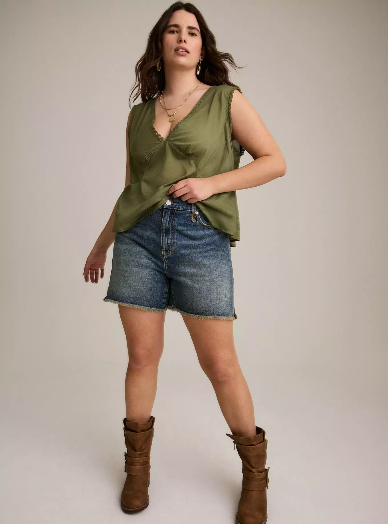 Festi 5'' High-Rise Relaxed Denim Short | Torrid (US & Canada)