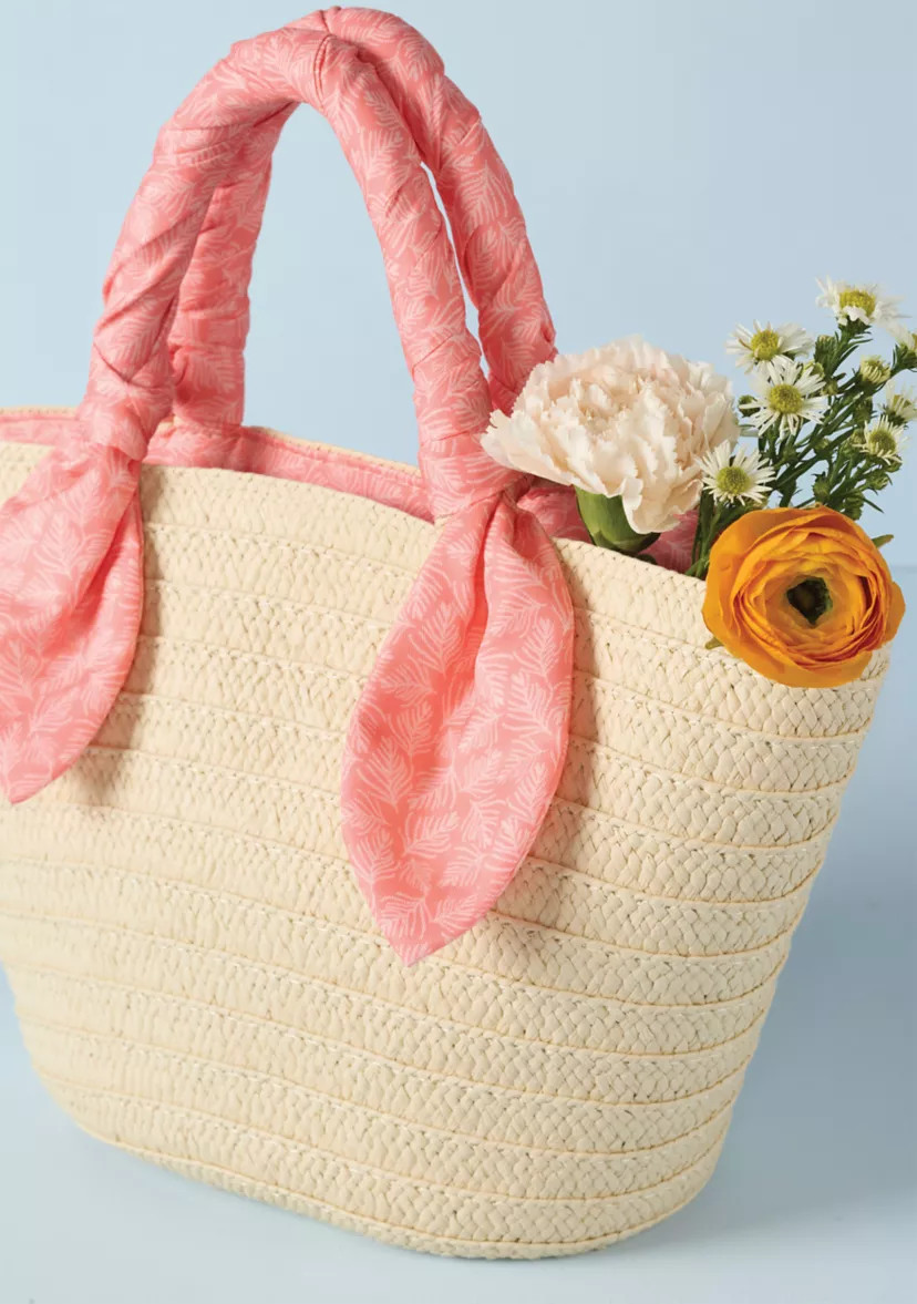 Sewing Down South x Crown & Ivy™ Vendue Medium Straw Handbag | Belk