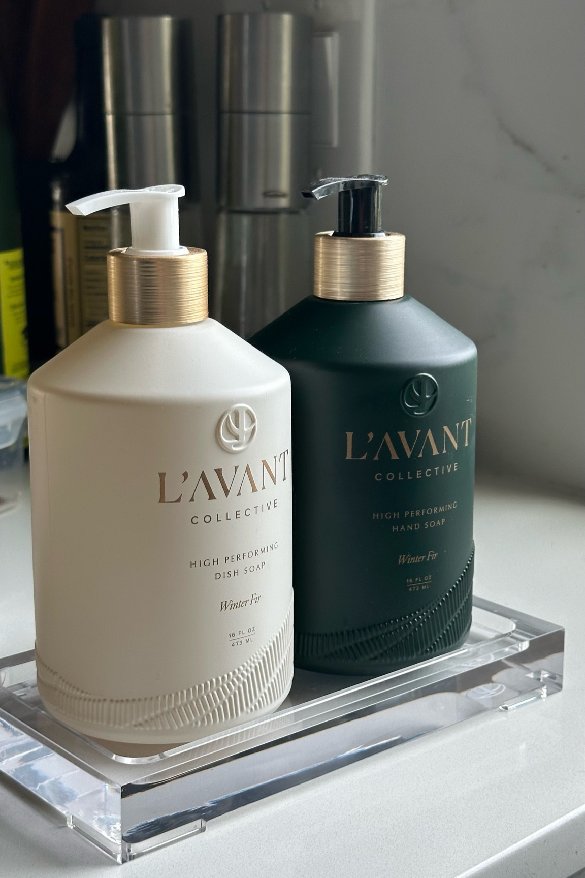 I wish you could smell the pine needles from here 😍


#LTKGiftGuide #LTKHoliday #LTKHome