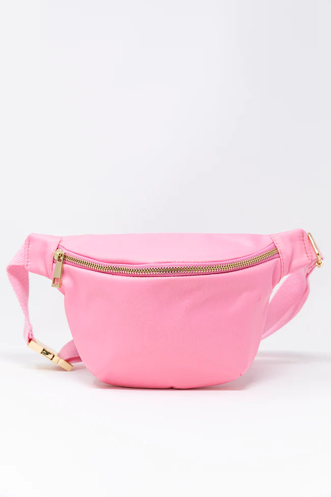 On The Go Light Pink Belt Bag | Pink Lily