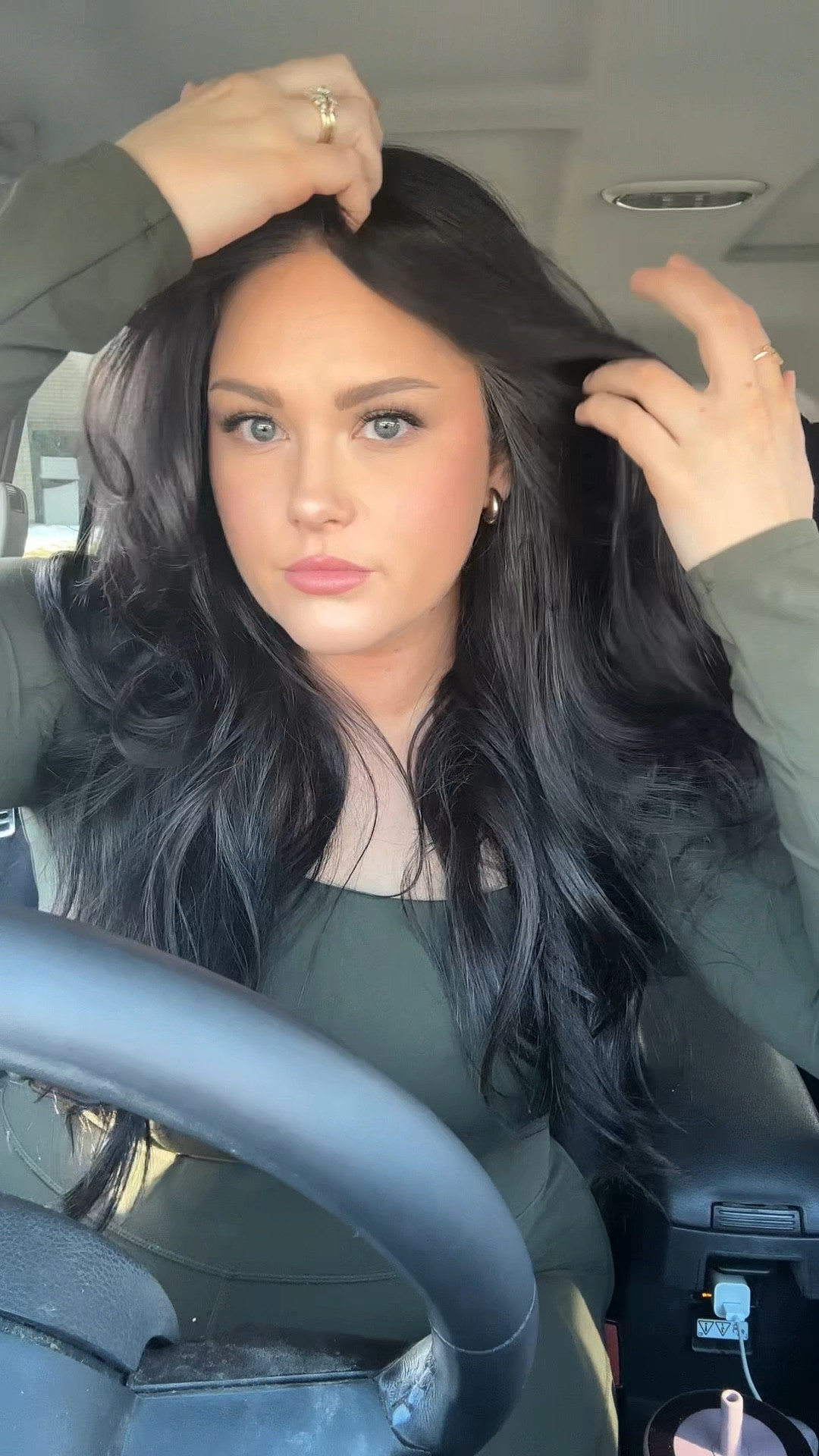 get ready with me to work as a plus size model 🥰✨

#LTKMidsize #LTKBeauty #LTKPlusSize