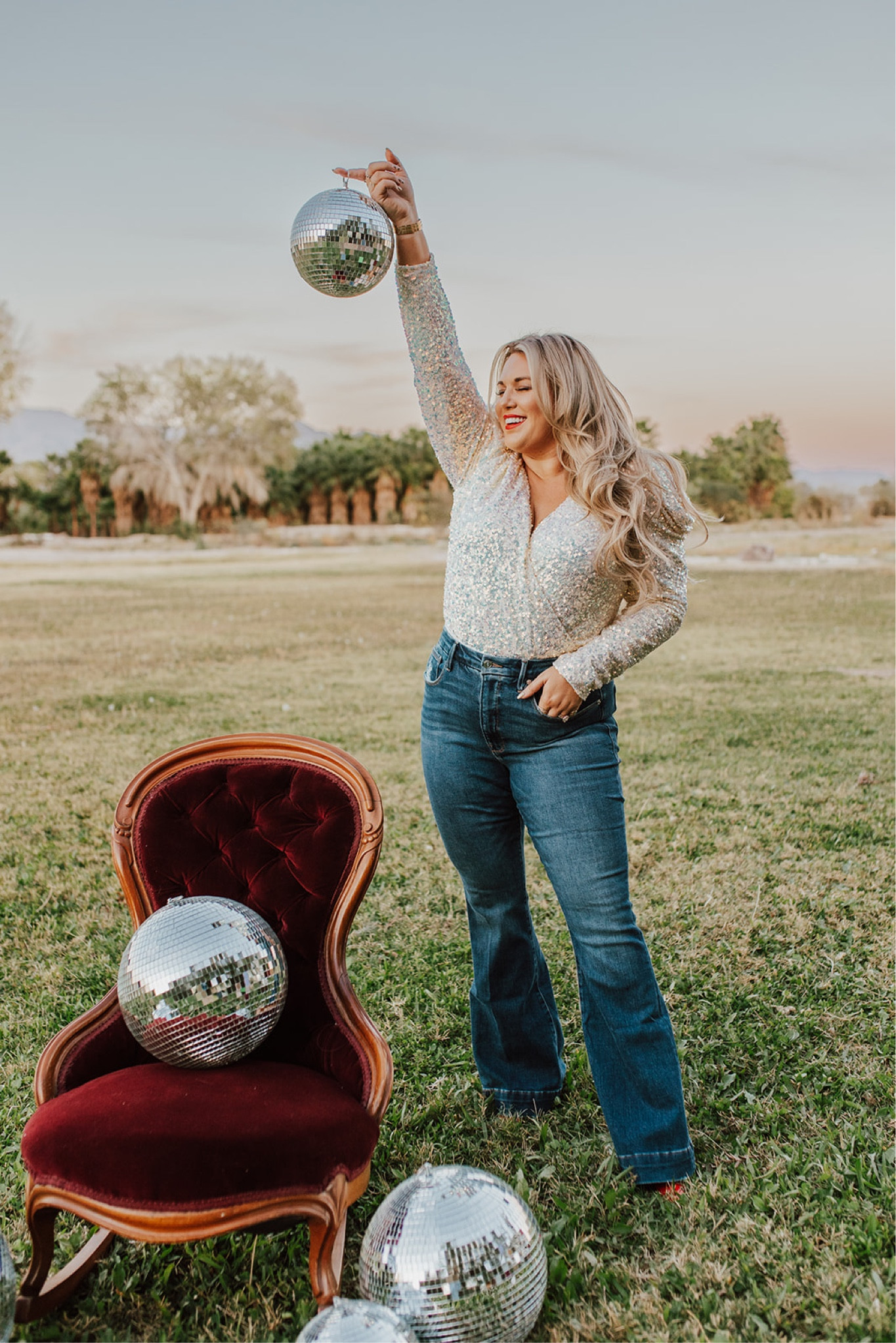 my Pink Desert long sleeve champagne sequin bodysuit! wearing size xl and goes to xxxl. it’s lines and not itchy! 

#LTKunder100 #LTKHoliday #LTKcurves