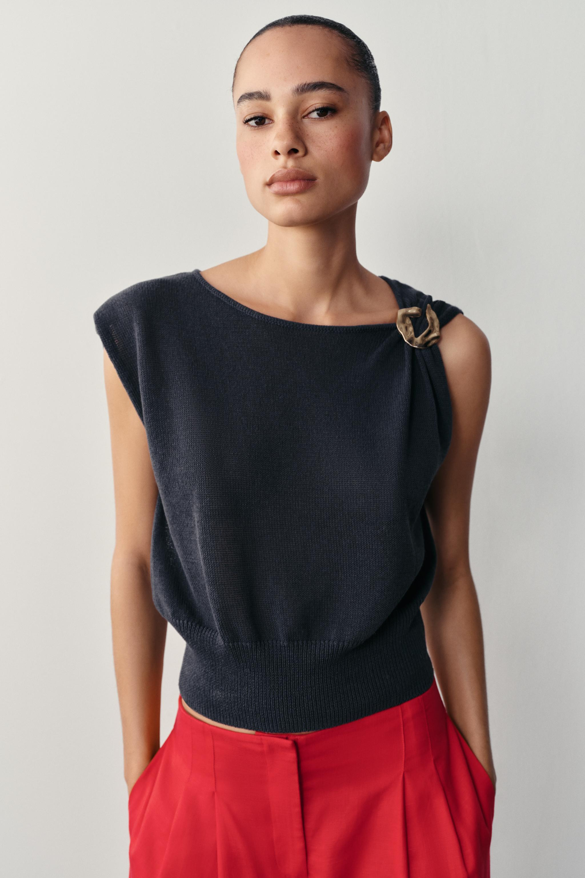 METALLIC TRIM KNIT TOP | Zara US