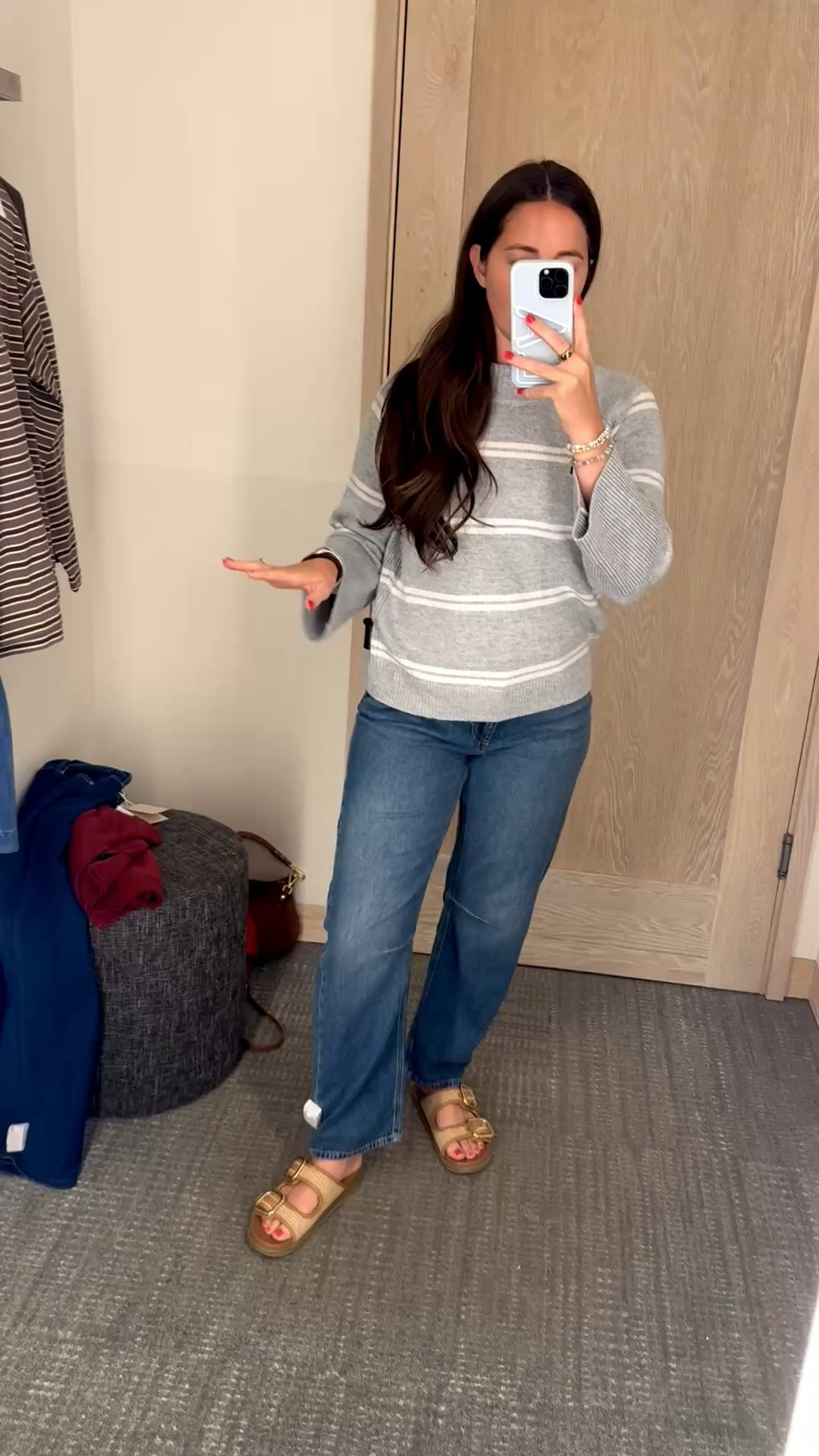 This sweater is SO good!!! I’m wearing size small

#LTKSaleAlert #LTKootd