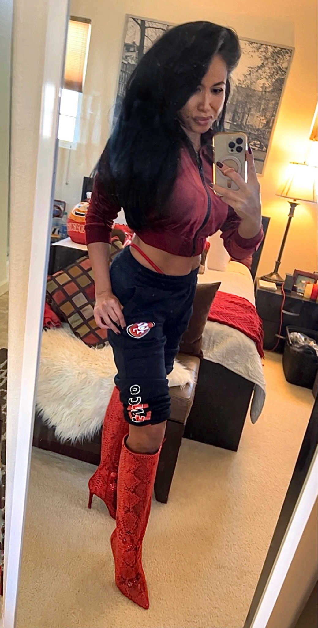 49ers reppin

#LTKFind #LTKstyletip #LTKfit