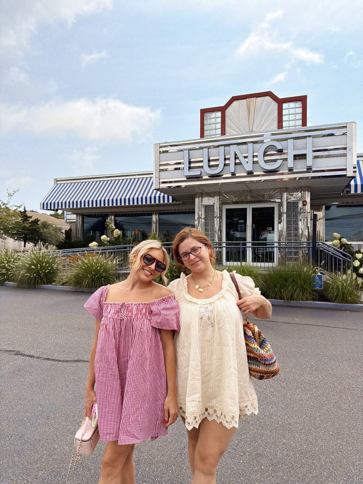 Bestie duo summer casual look ☀️

#LTKgrwm #LTKootd #LTKSeasonal