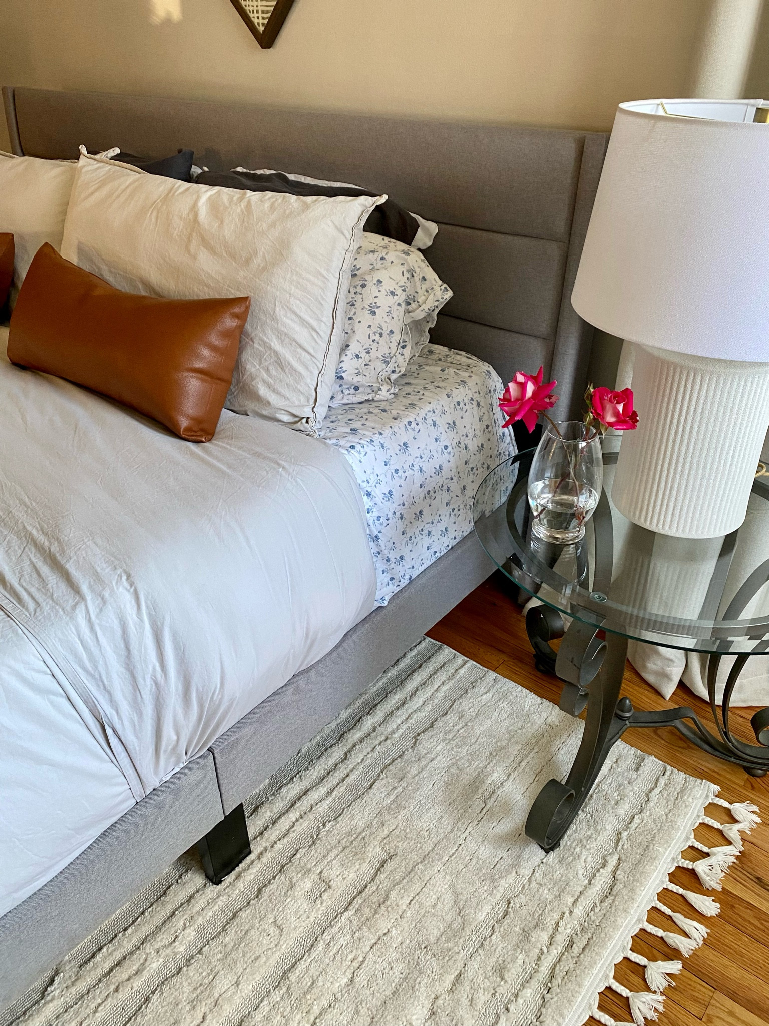 Obsessed with my new Miss Amara rug 🤩

#LTKhome #LTKstyletip