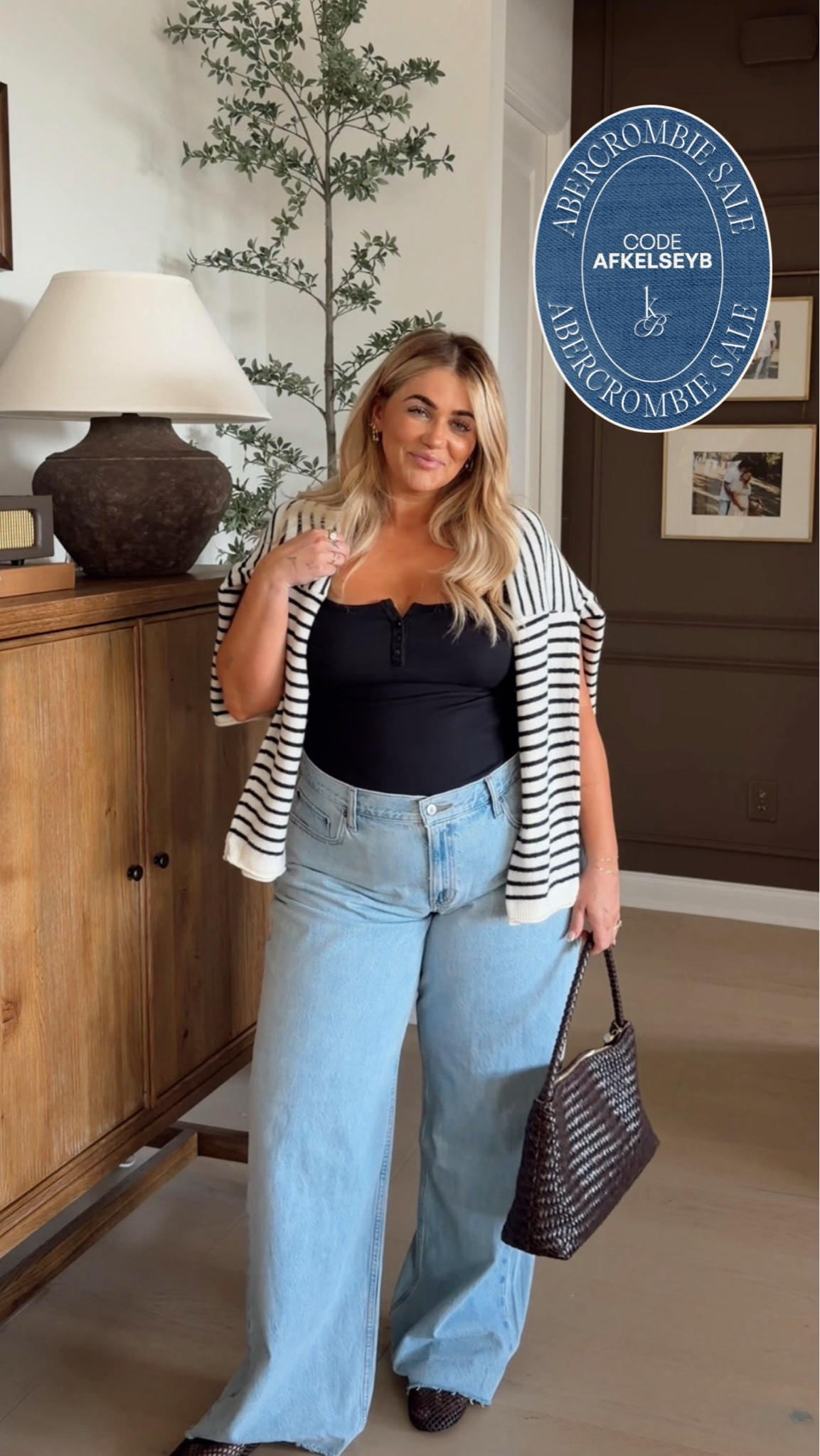 @abercrombie  sale🤎 Code ‘AFKELSEYB’  I’m in 33 long jeans & medium tank, XL cardigan

#LTKMidsize #LTKSaleAlert