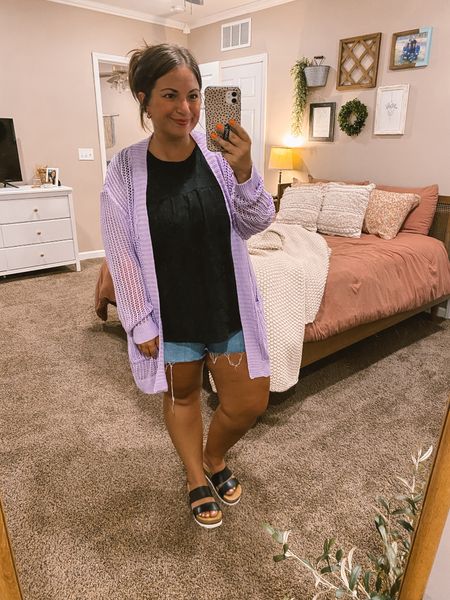 Amazon, Target, summer outfits

sandals: fit true to size // wearing a 5
denim shorts: fit true to size // wearing a 14
blouse: fits true to size // wearing a large
cardigan: fits oversized // wearing a medium

#LTKMidsize #LTKSeasonal #LTKStyleTip