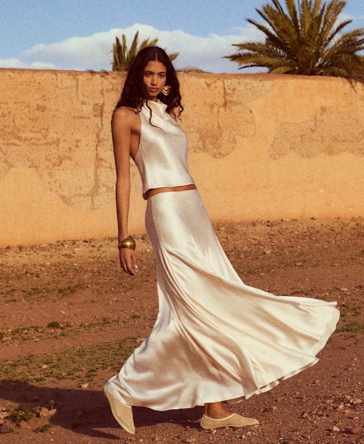 Sera Silk Two Piece from @Reformation 

#bridallooks
#bridalstyle
#bridalfashion
#bridetobe
#weddingstyle
