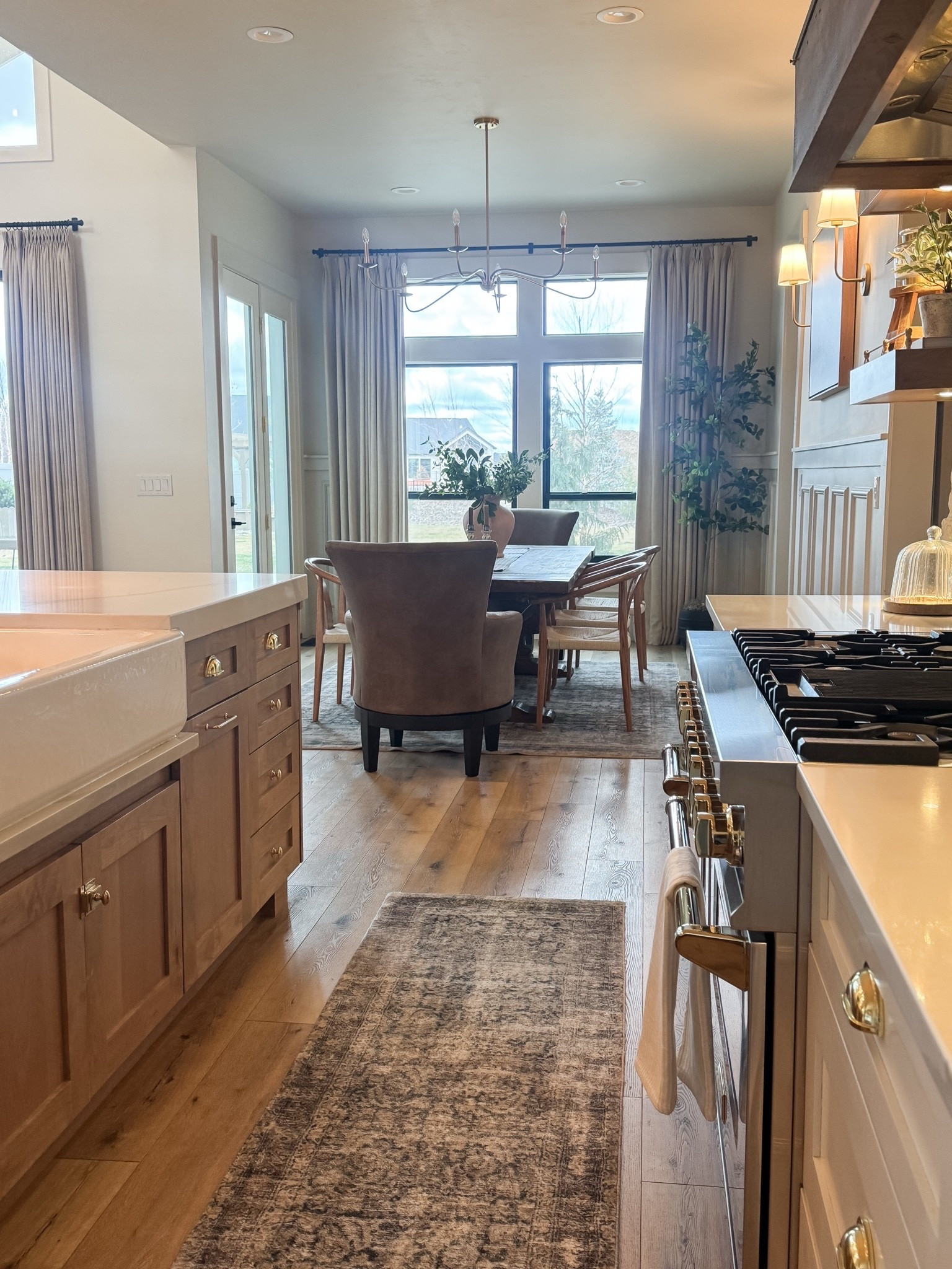 Love this kitchen runner so universal

#LTKHome